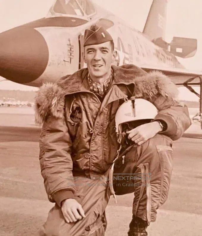 The Real McCoy's The Real McCoys N-2 heavy flight jacket Size US S / EU 44-46 / 1 - 1 Thumbnail