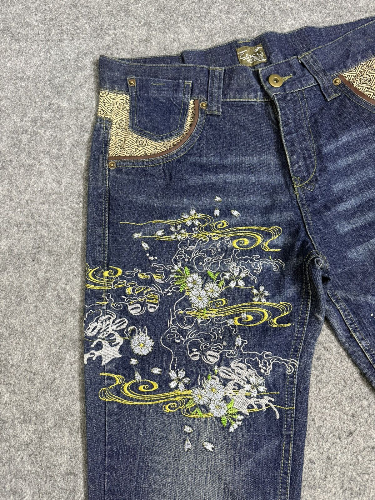 Karakuri Tamashii A6 GOLD FISH KOI EMBROIDERED LIKE KARAKURI SUKAJAN Size US 34 / EU 50 - 2 Thumbnail