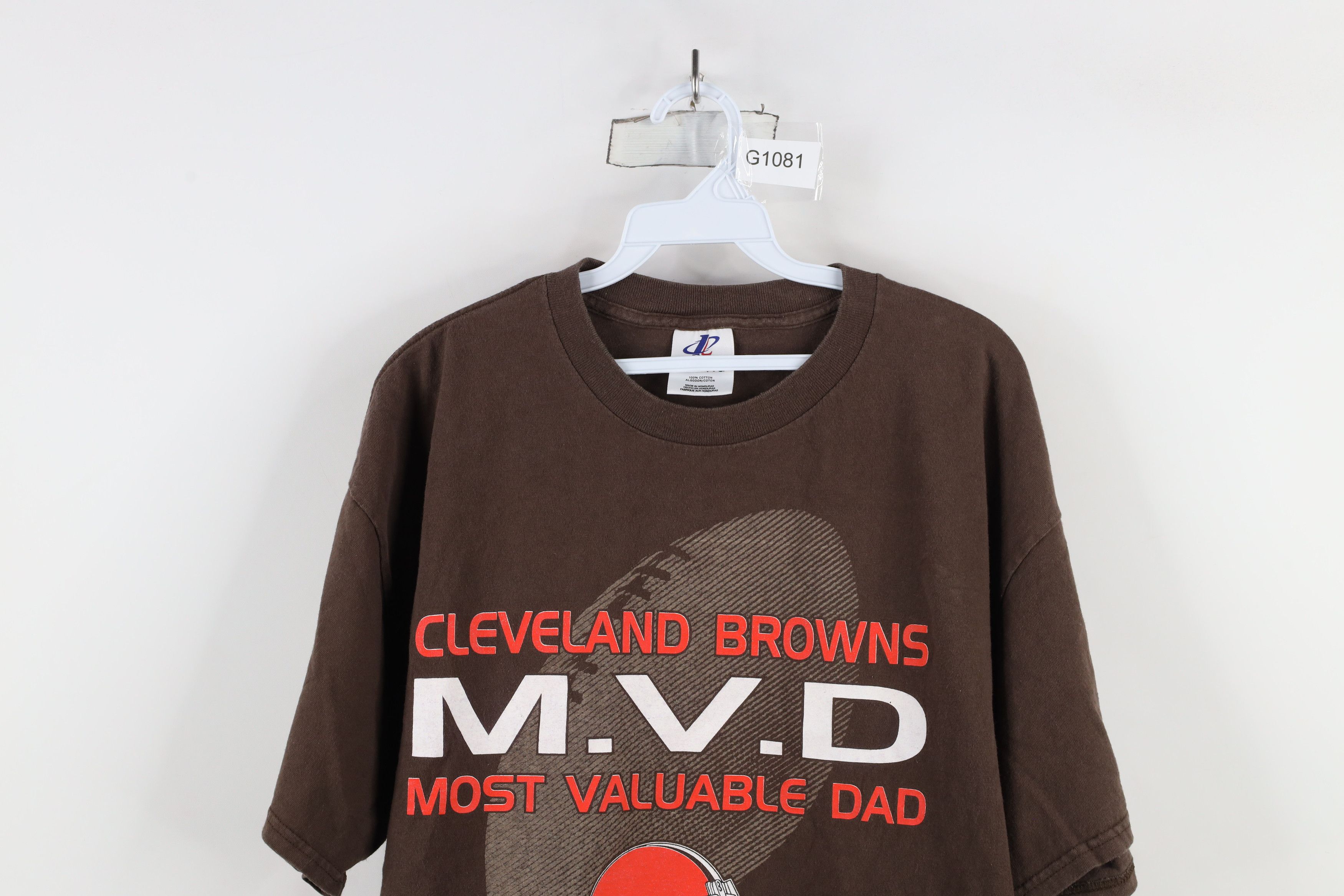 Vintage Vintage 90s Browns Football Most Valuable Dad T-Shirt Size US XL / EU 56 / 4 - 2 Thumbnail