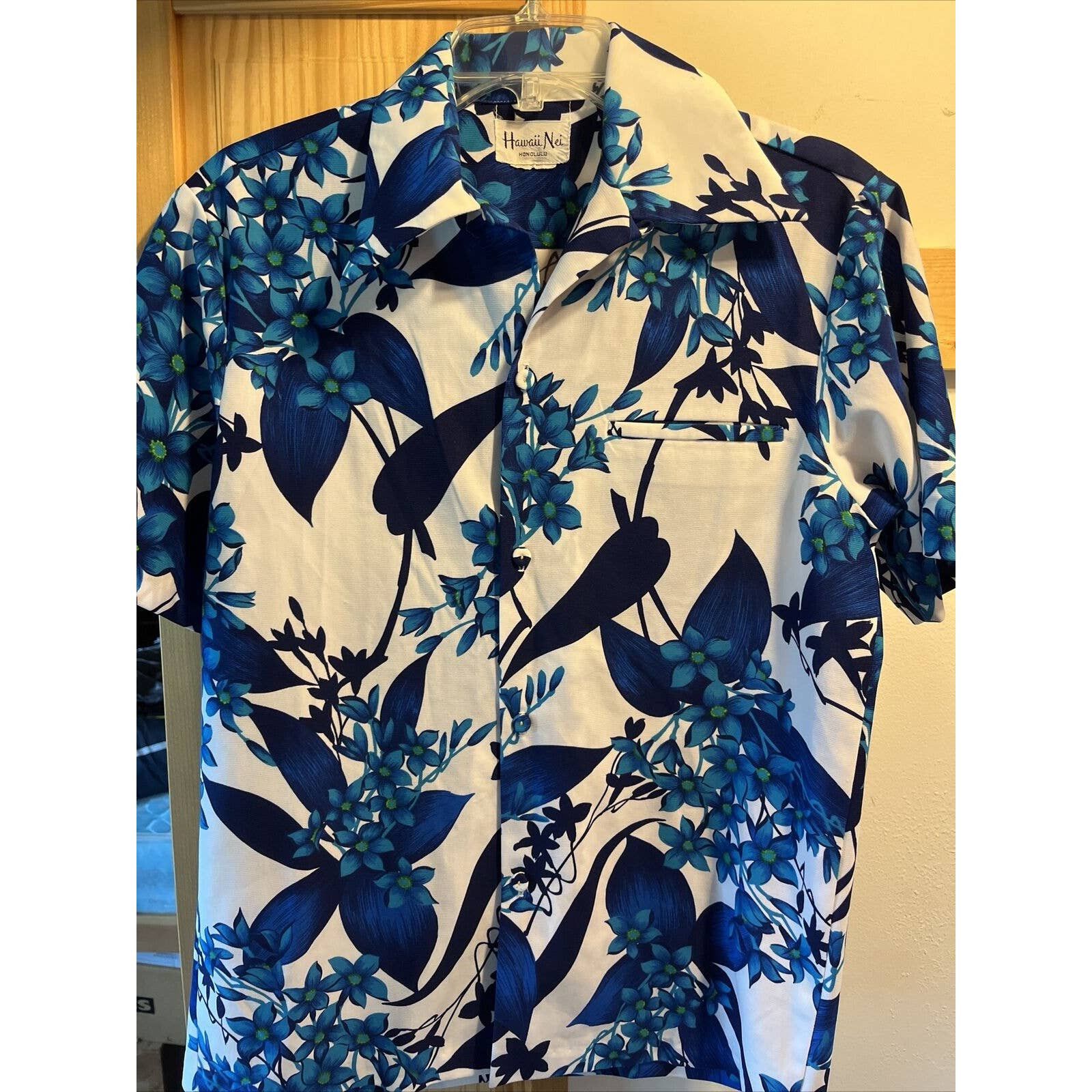 Other Hawaii Nei Honolulu VTG Mens M Blue Polyester Hawaiian Shirt Size US M / EU 48-50 / 2 - 9 Thumbnail