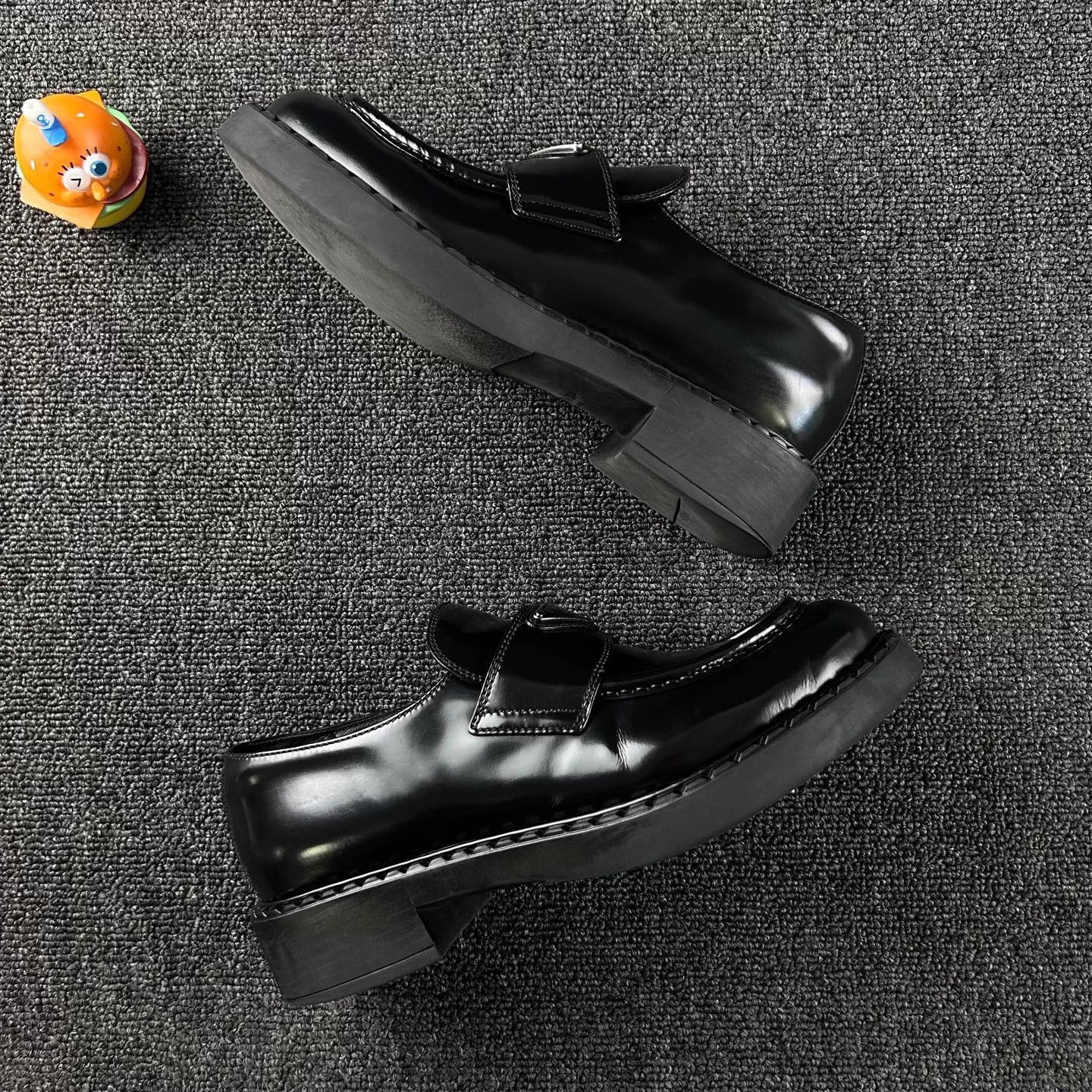 Prada Prada Women's Black Loafer EUR 38 Mint Size US 7 / IT 37 - 4 Thumbnail