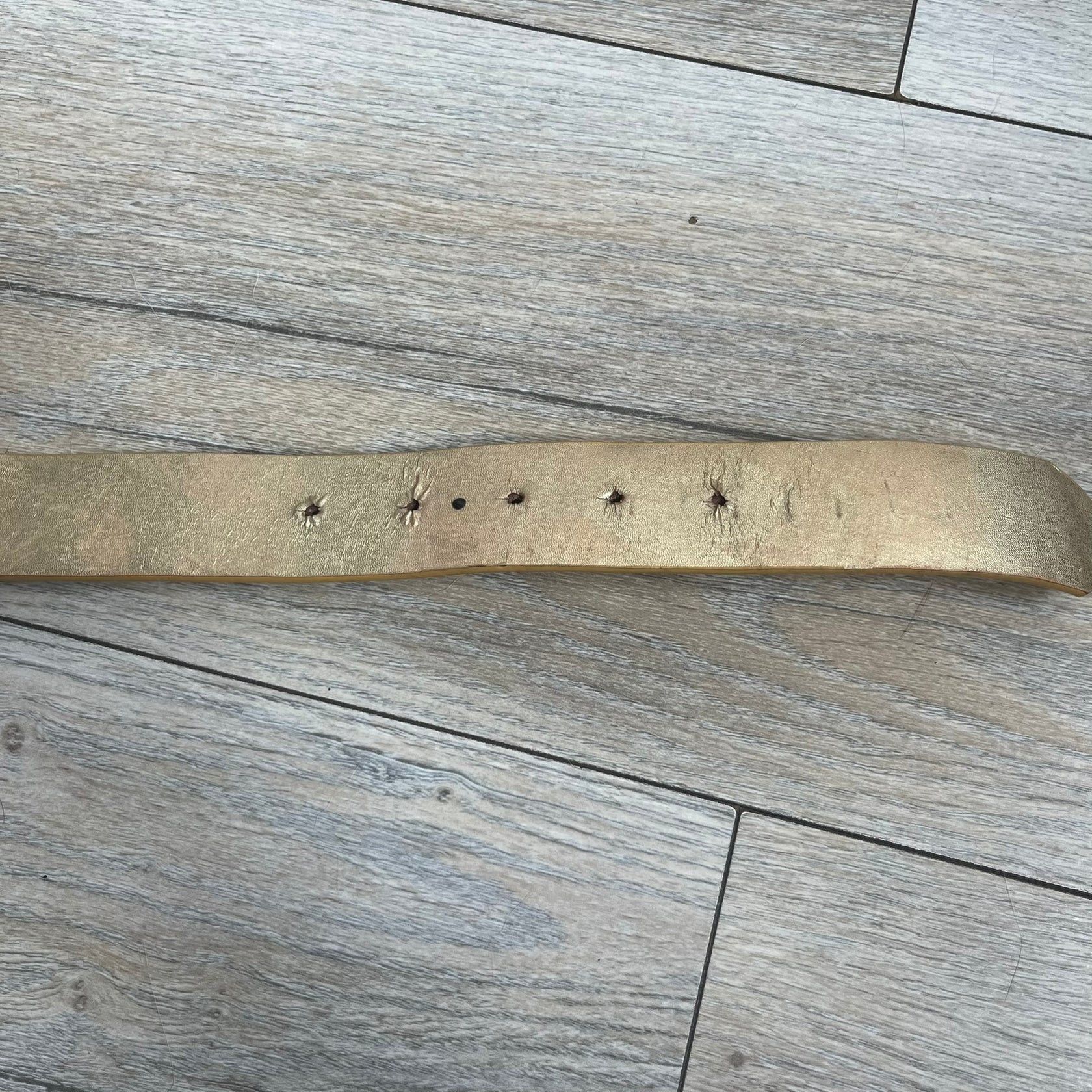 Dolce & Gabbana Dolce & Gabbana 2000's Gold Tone D&G Logo Belt Size ONE SIZE - 7 Thumbnail