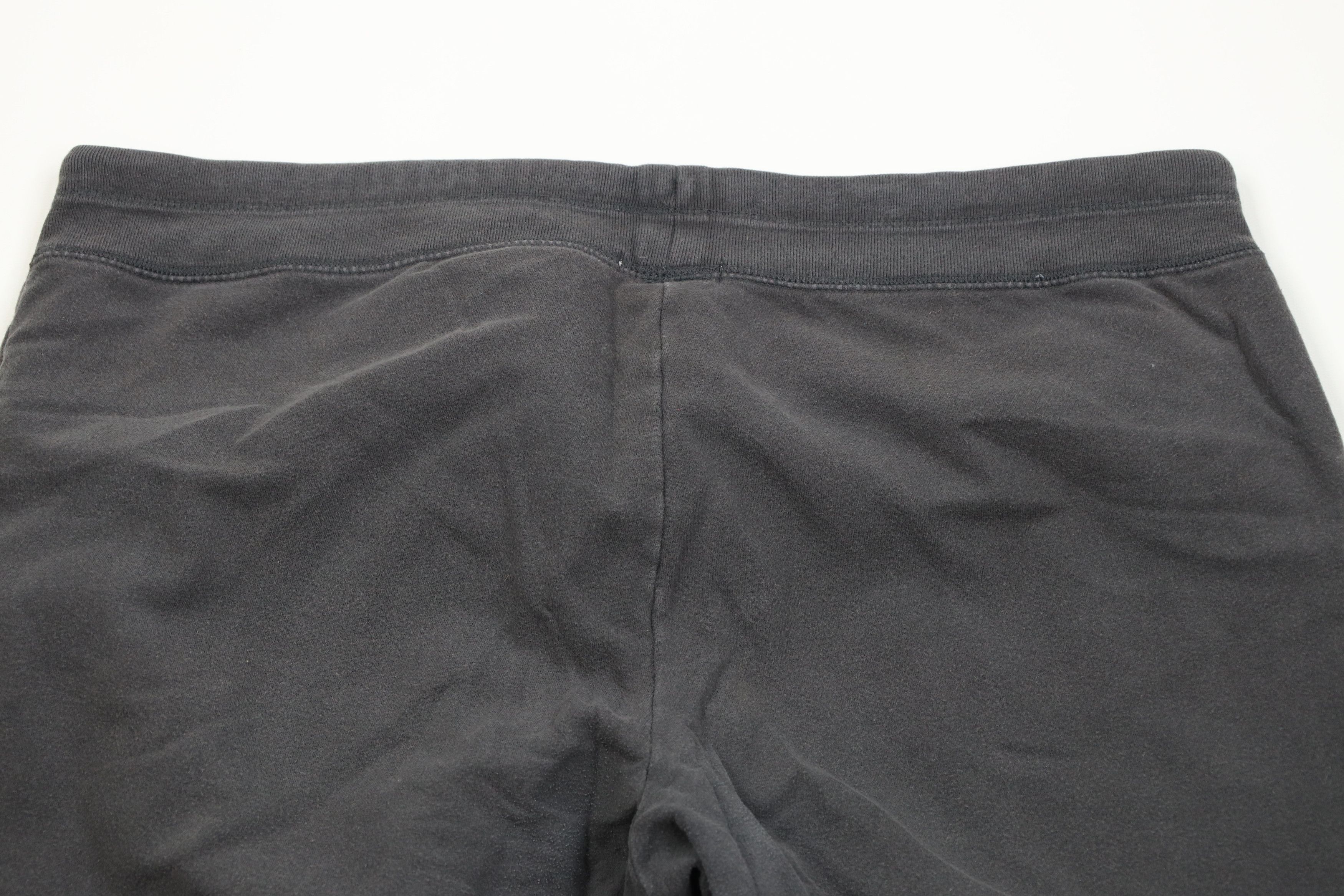 Gap Vintage Y2K Gap Spell Out Wide Leg Sweatpants Pants Gray Size 40" / US 18 - 10 Thumbnail