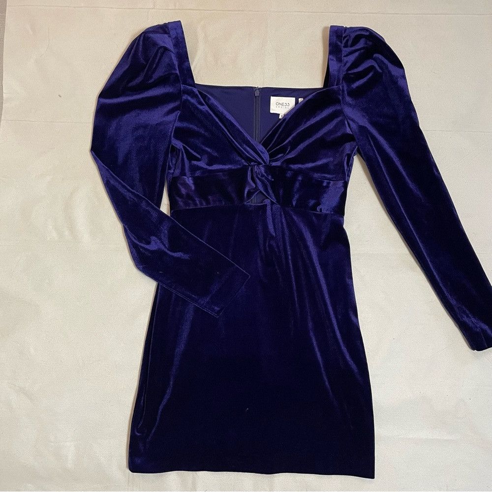 Other New One33 Social Puff-Shoulder Cutout Velvet Purple Mini Dr Size M / US 6-8 / IT 42-44 - 5 Thumbnail