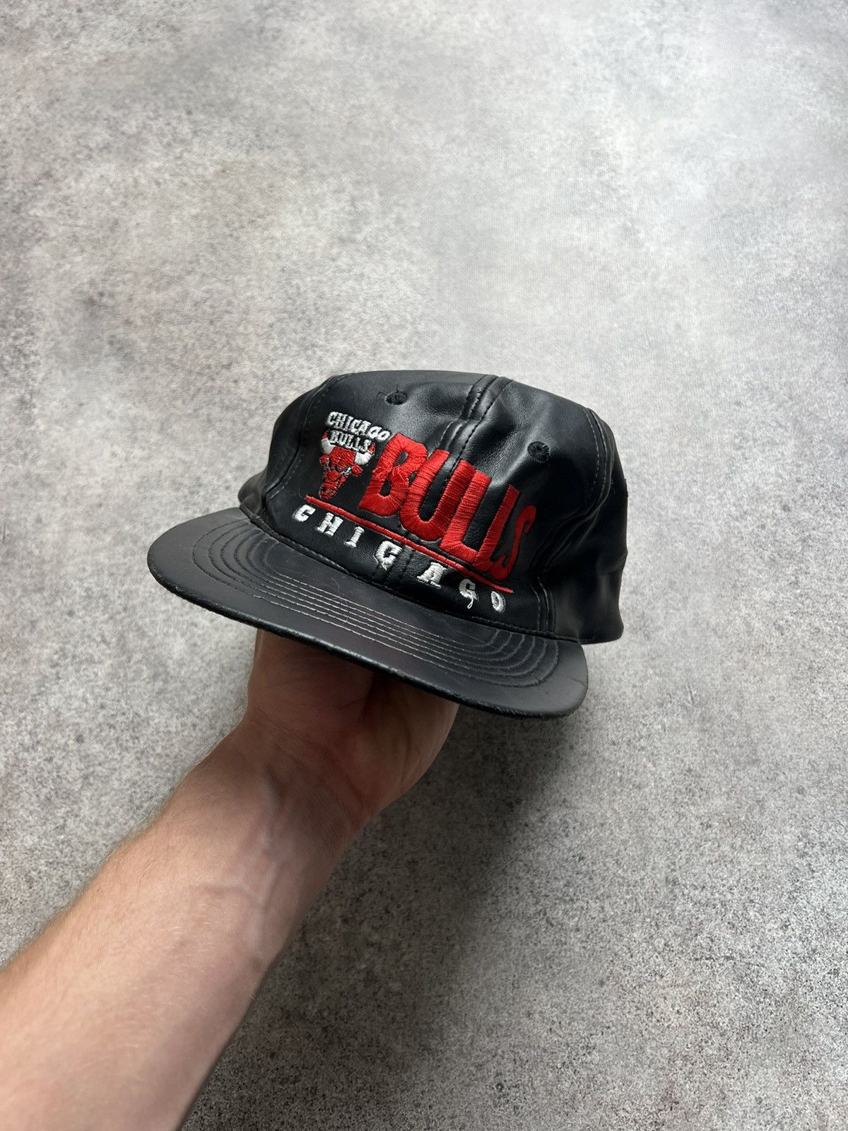 NBA × Vintage Chicago Bulls faux leather cap Size ONE SIZE - 1 Thumbnail