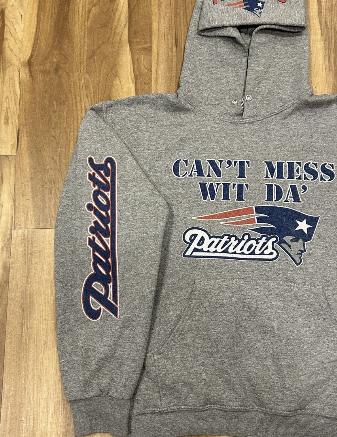 NFL Vintage New England Patriots hoodie Size US M / EU 48-50 / 2 - 3 Thumbnail