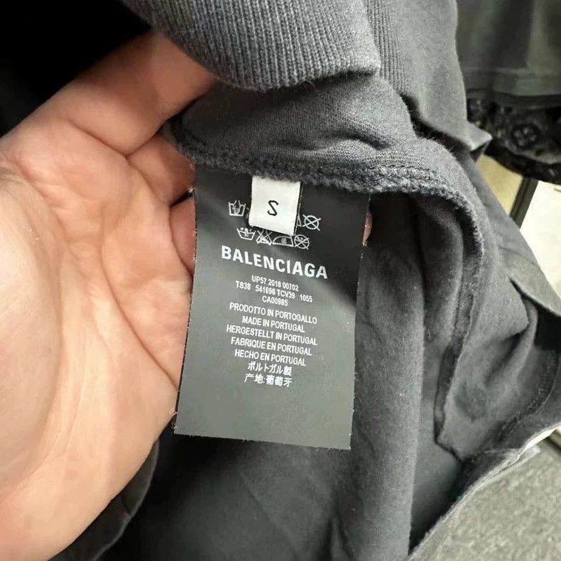 Balenciaga Balenciaga Colorful Flag Print Two-Piece - Size S Size US S / EU 44-46 / 1 - 4 Thumbnail