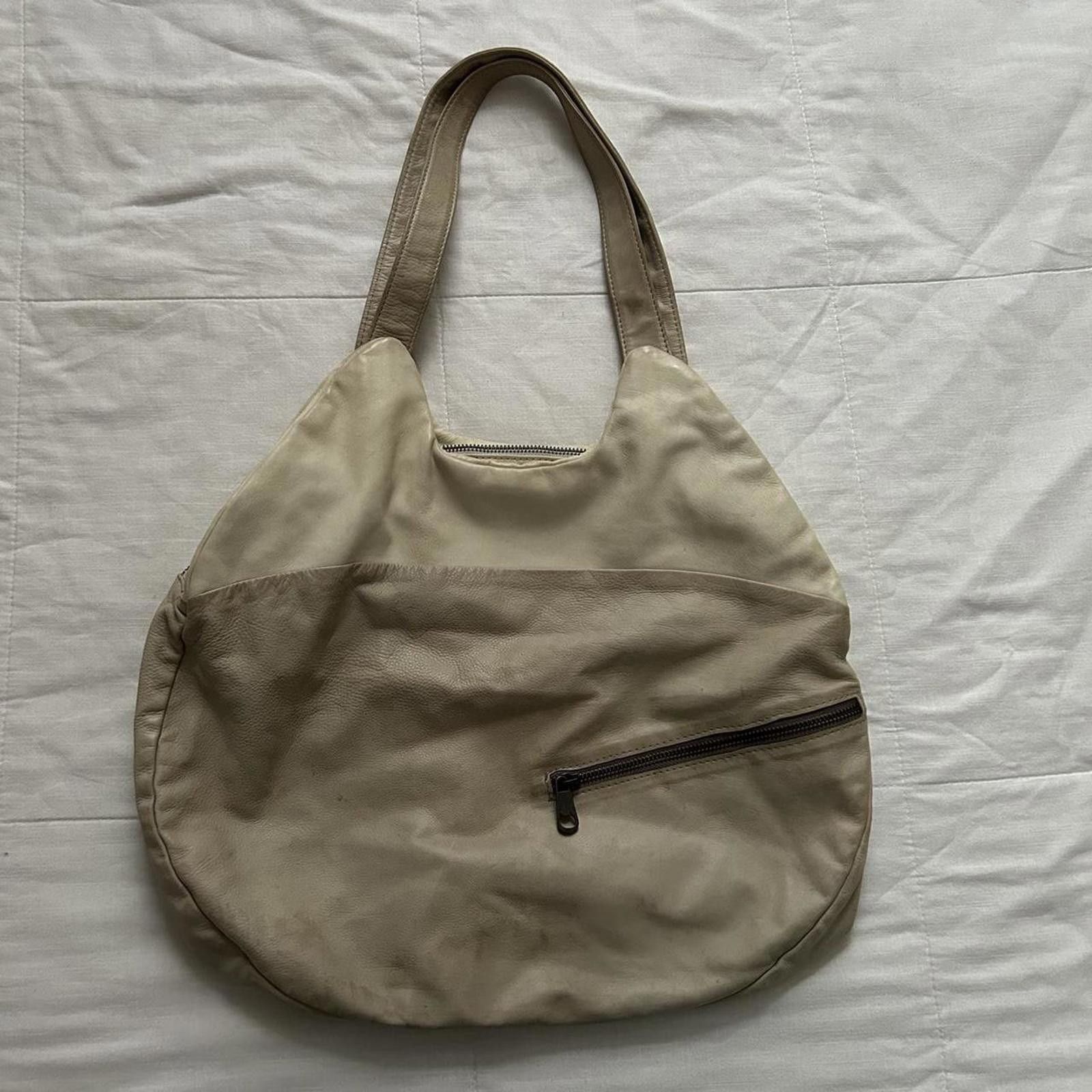 Tsumori Chisato Cat Shape Cream And Tan Leather Shoulder Bag in Beige, Women's