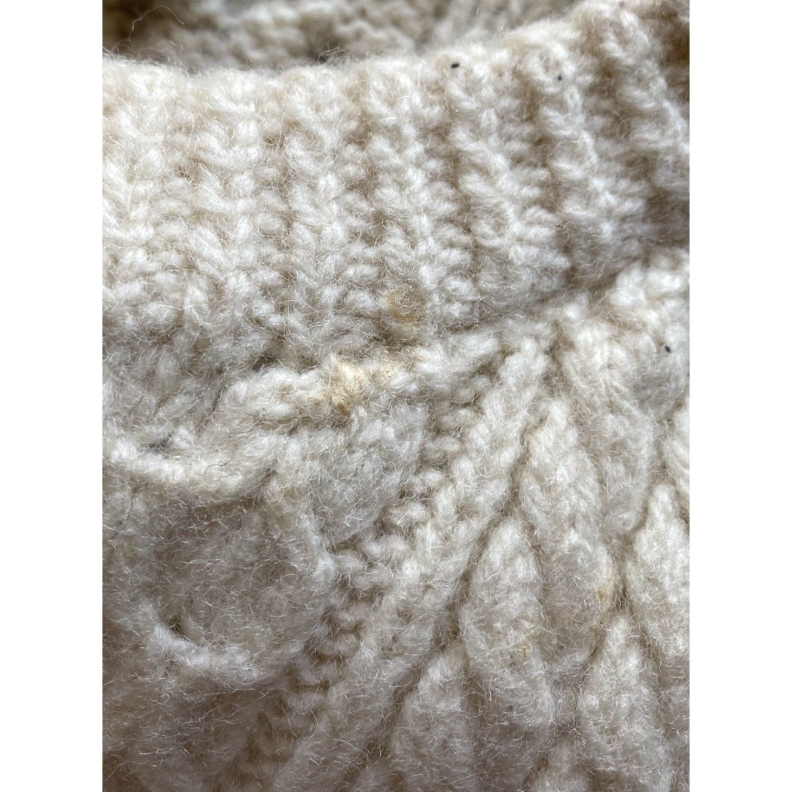 Vintage Magee Donegal Collection Aran Handknit Wool Cardigan Women’s XL Flaws Wool See Photos Cardigan Women’s XL Flaws Size XL / US 12-14 / IT 48-50 - 7 Thumbnail