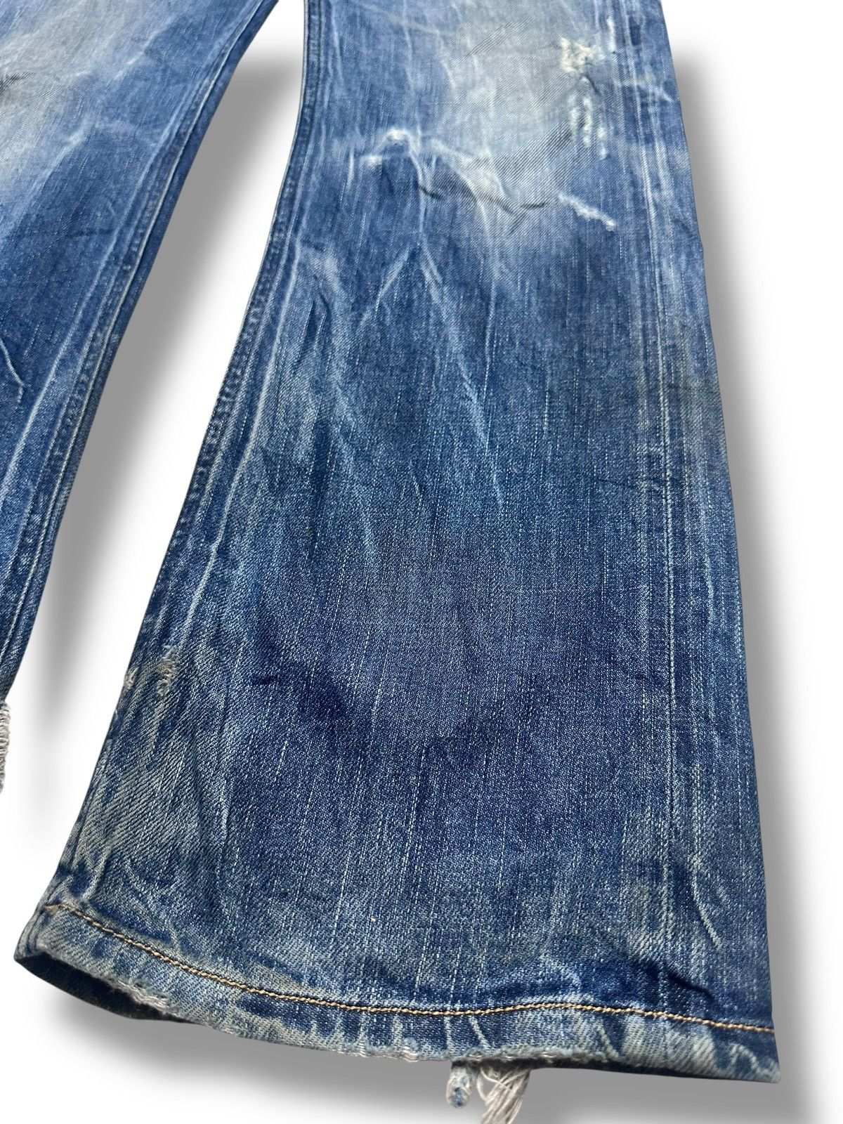 Diesel Diesel Viker Medium Blue Distressed Button Fly Faded Jeans Size US 31 - 18 Thumbnail