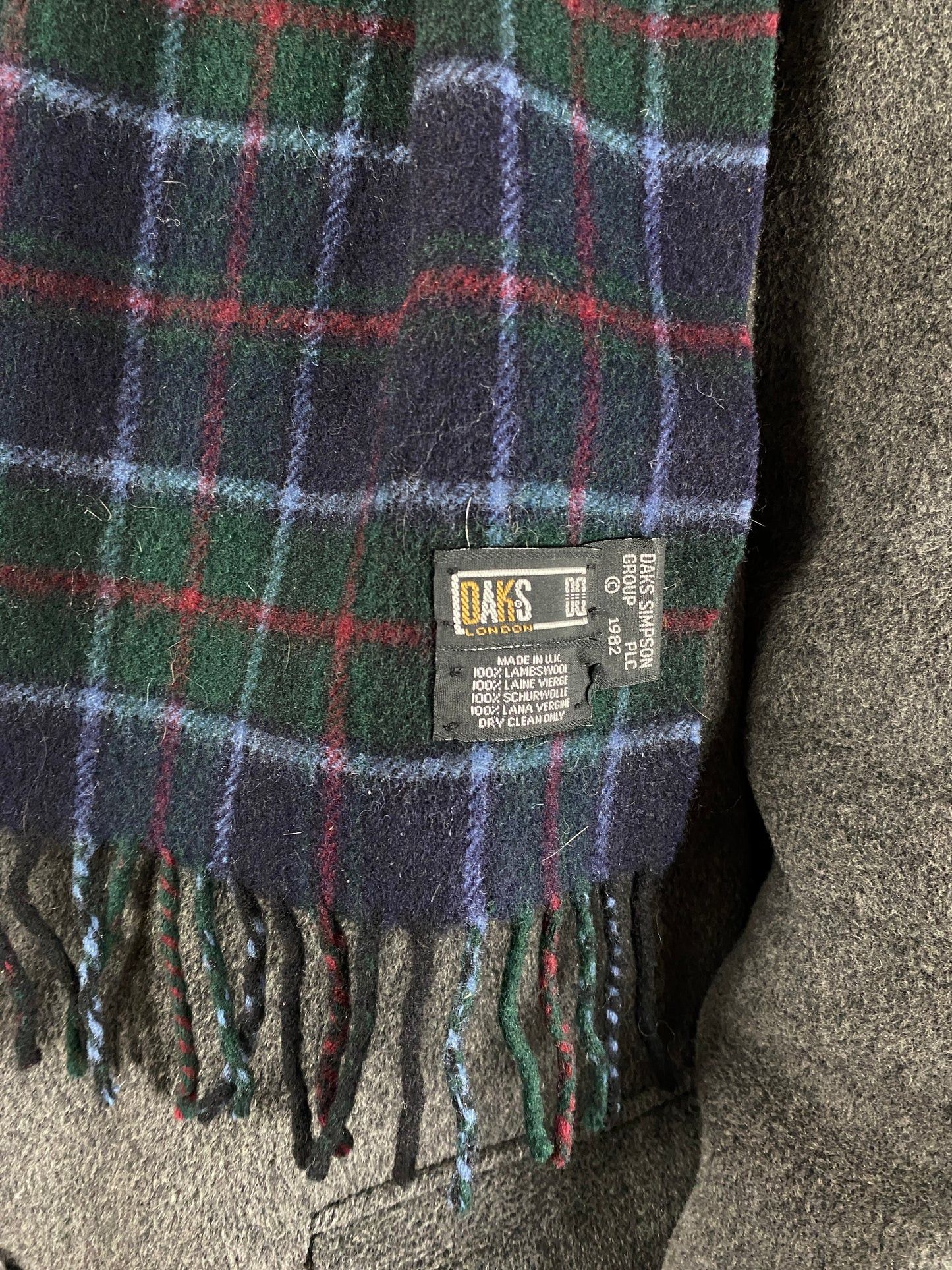 DAKS × Vintage Daks London Vintage Scarf - Green & Navy Wool Size ONE SIZE - 4 Thumbnail