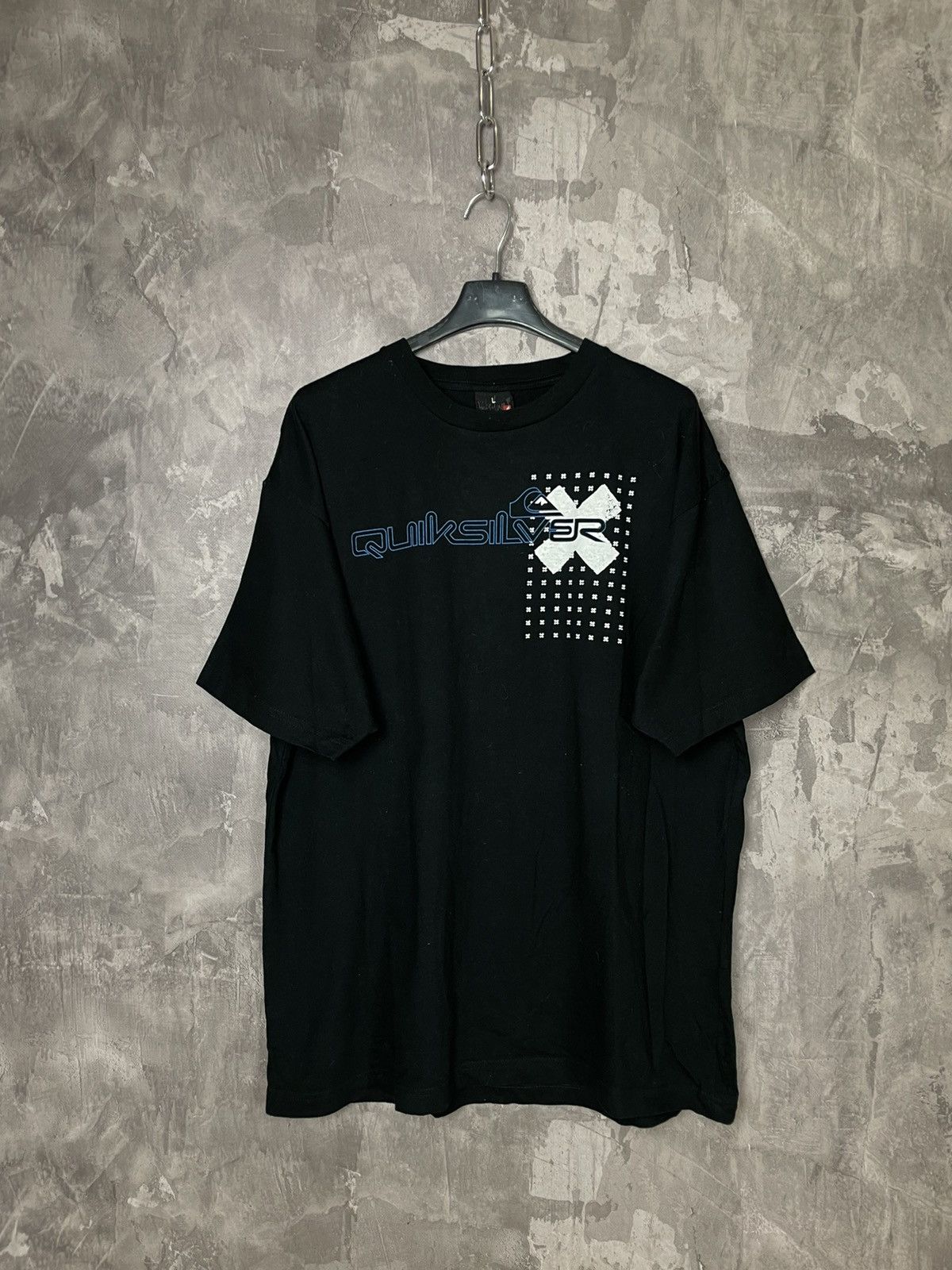 Quiksilver Vintage Quiksilver Surf Style T-shirt Big Logo Y2K Rare Item Size US L / EU 52-54 / 3 - 1 Thumbnail