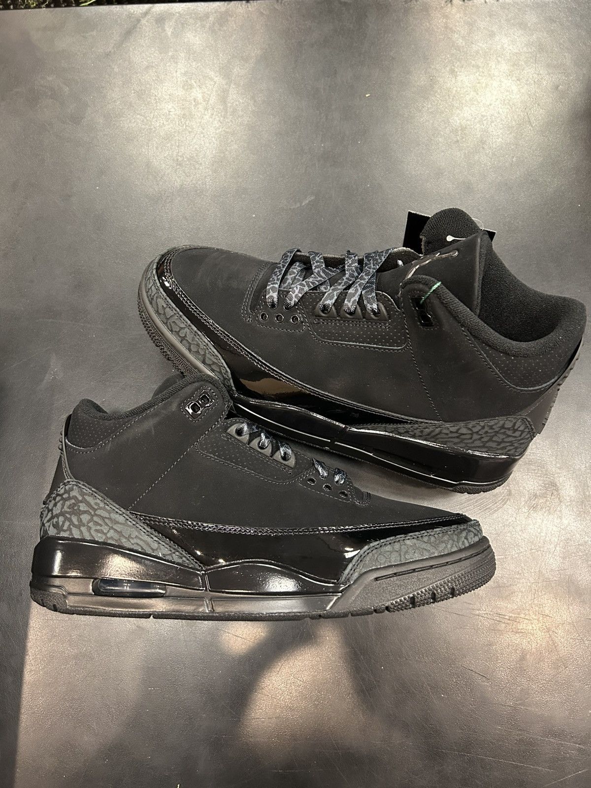 Jordan Brand Jordan 3 Retro Black Cat 2025 Size US 8.5 / EU 41-42 - 1 Thumbnail