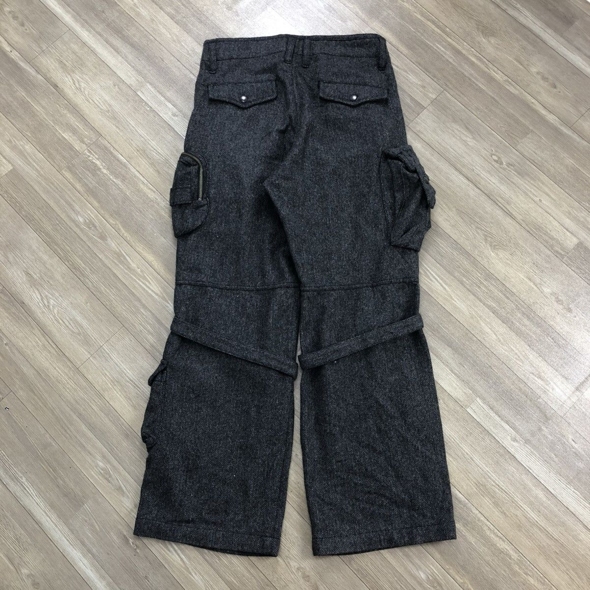 Issey Miyake × Tete Homme 1990s Tete Home Issey Miyake Multipocket Cargo Bondage Pants Size US 34 / EU 50 - 25 Thumbnail