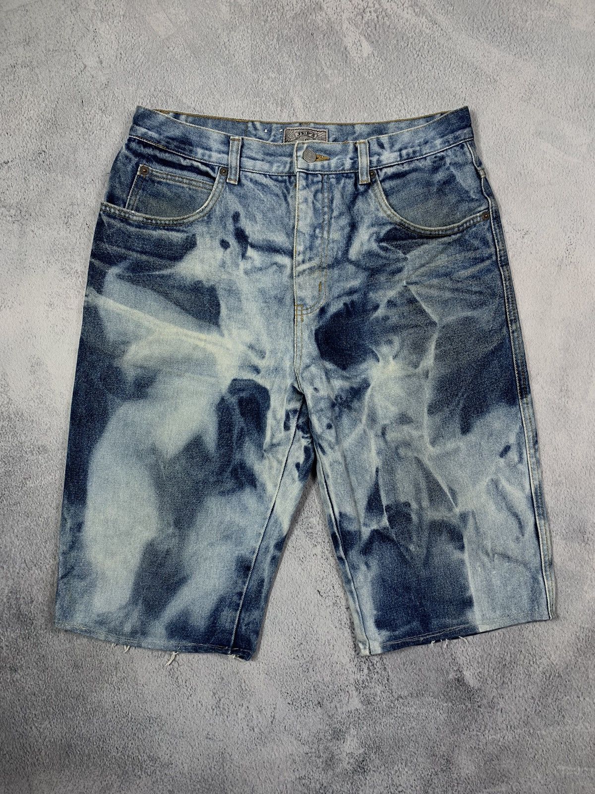 Vintage Vintage Y2K Tie Dye denim long shorts streetwear size 33 Size US 33 - 2 Thumbnail