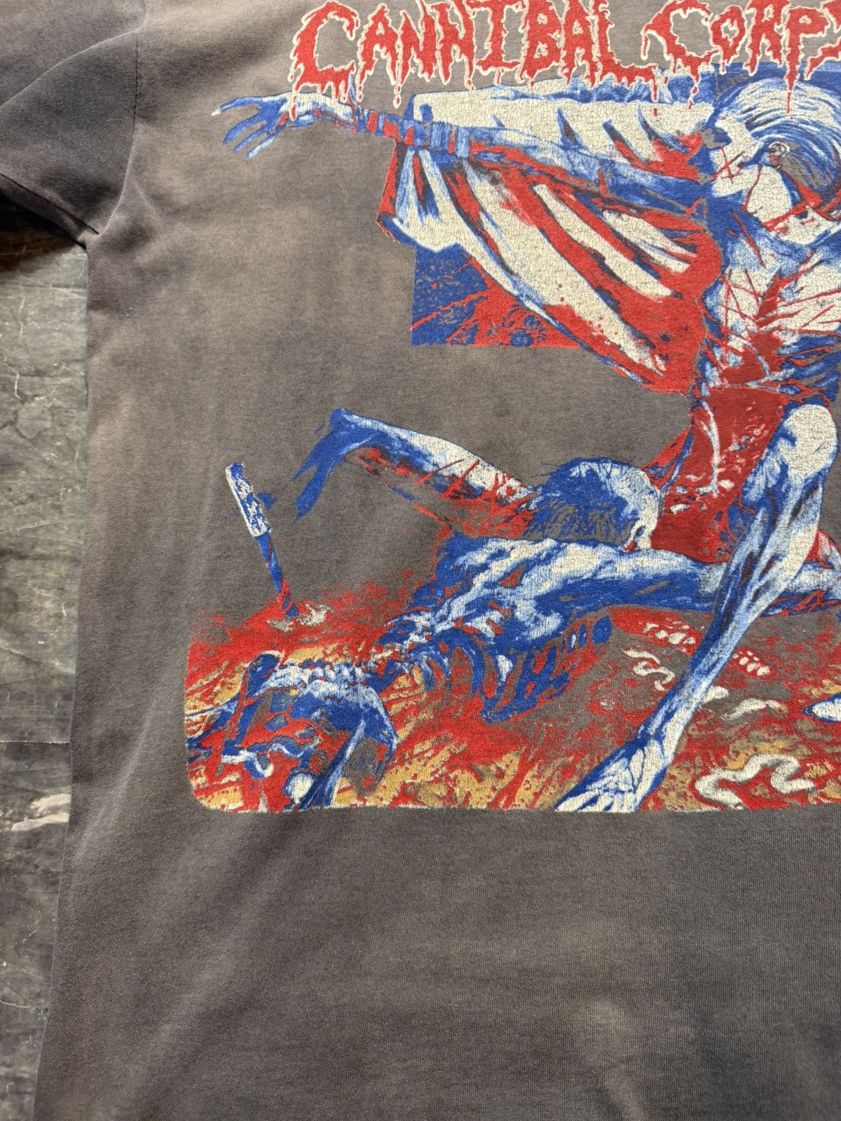 Vintage Vintage 90’s Cannibal Corpse Earthling VIP T-Shirt Size US XL / EU 56 / 4 - 5 Thumbnail