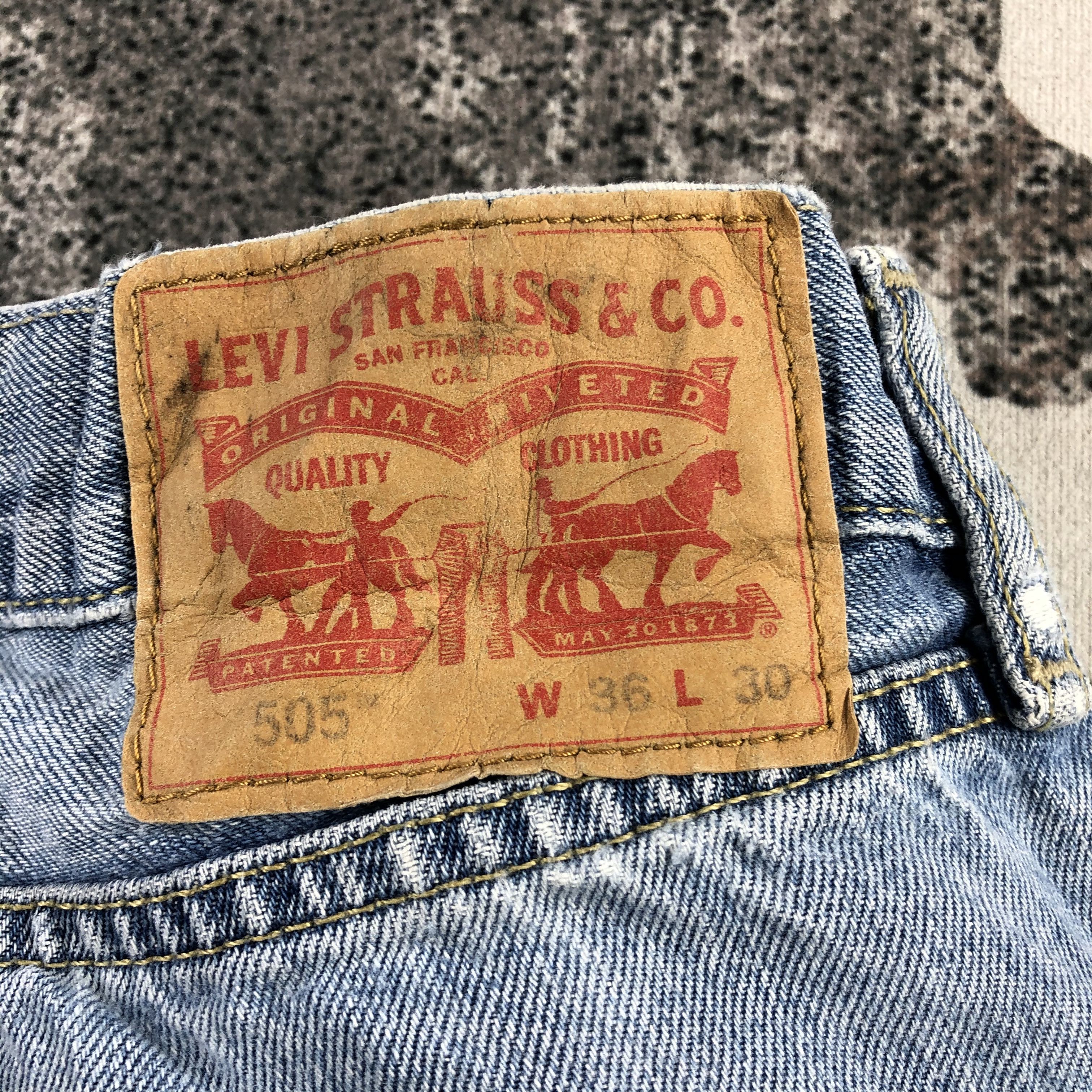 Levi's Vintage Levis 505 Jeans Medium Wash Denim KJ1066 Size US 38 / EU 54 - 5 Thumbnail