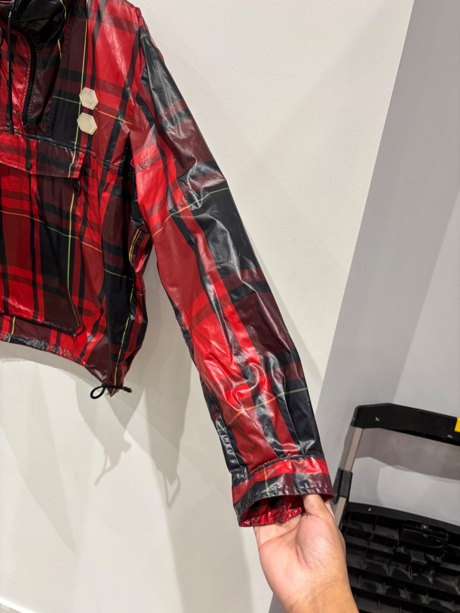 Off-White Off-White Checked Half Zip Anorak Red/Black/Green Size US L / EU 52-54 / 3 - 3 Thumbnail