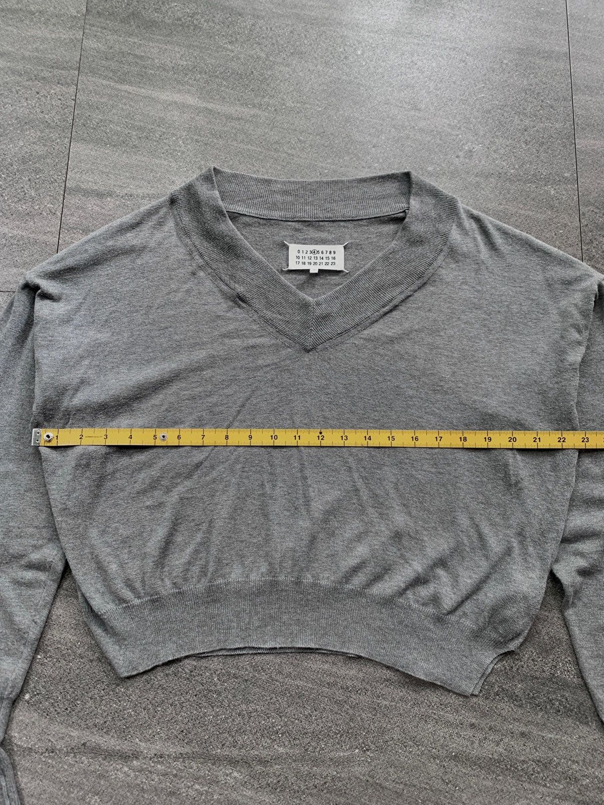 Maison Margiela FREE TAX! Line 4 Cropped Elbow Patch Sweater Size S / US 4 / IT 40 - 14 Thumbnail