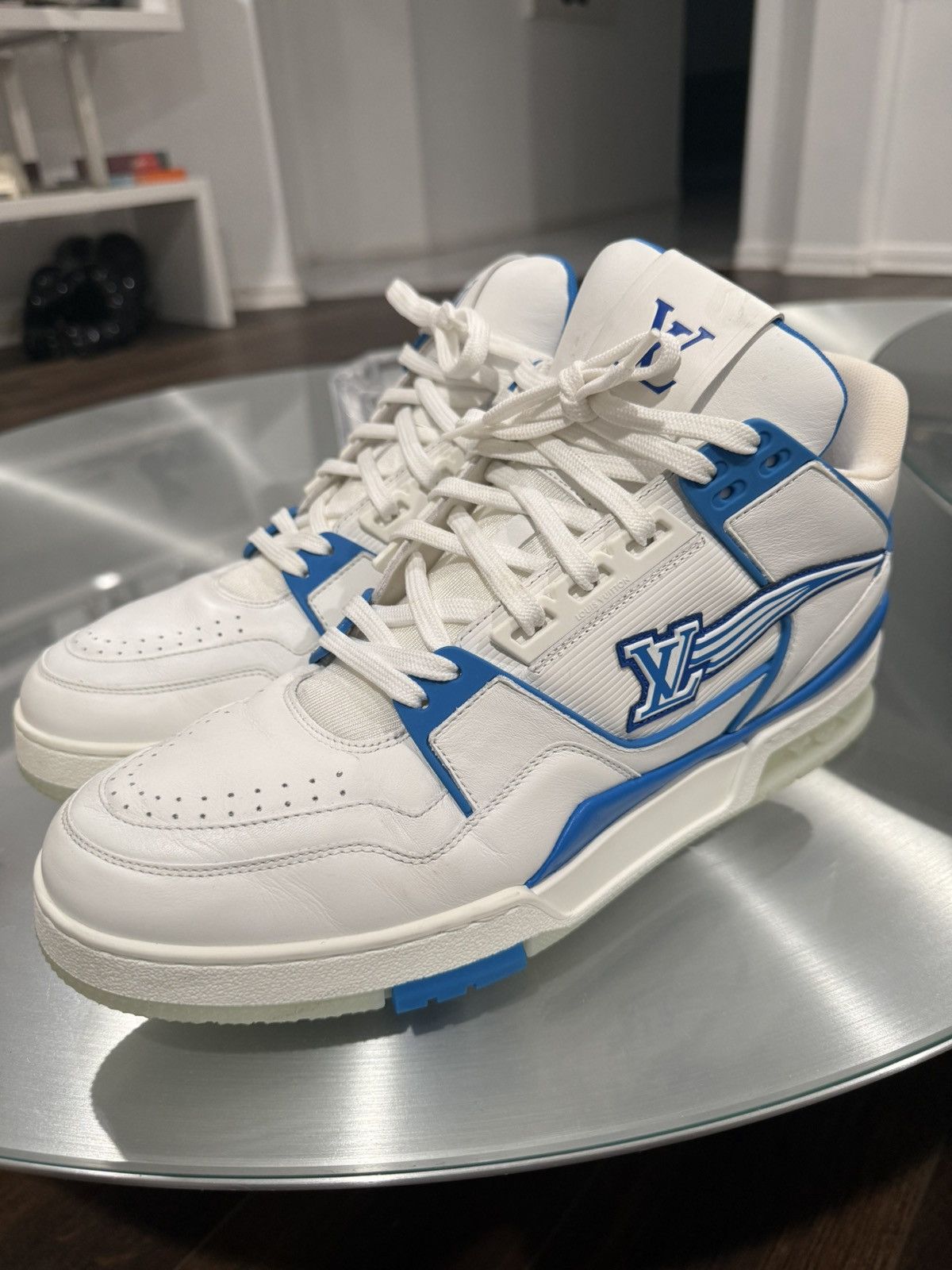 Louis Vuitton Louis Vuitton Hightop Sneakers Size US 11 / EU 44 - 5 Thumbnail