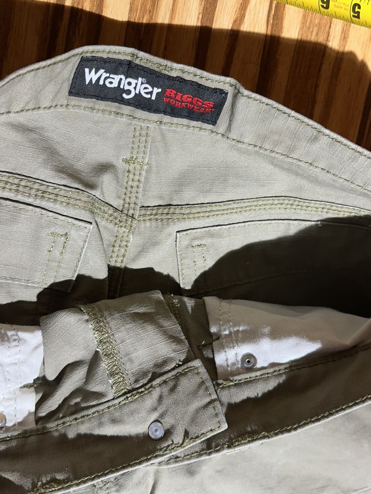 Wrangler Wrangler Riggs Workwear Tan Cargo Pants Size US 33 - 5 Thumbnail