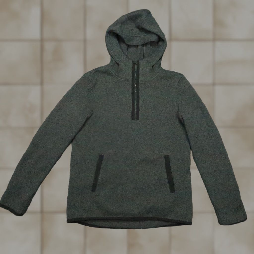 Lululemon Lululemon Hoodie Women 6 Gray Its Fleecing Cold Quarter Zip Pockets Pullover Size M / US 6-8 / IT 42-44 - 1 Thumbnail