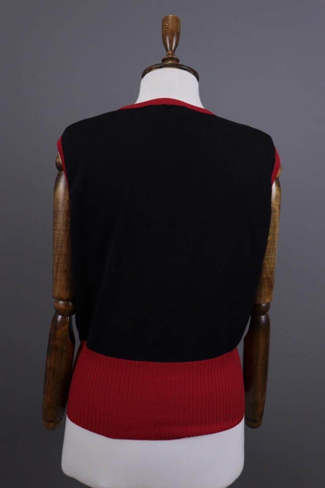 Escada Vintage Escada Black/Red Wool Knit Vest Sweater Size 40 Size M / US 6-8 / IT 42-44 - 9 Thumbnail