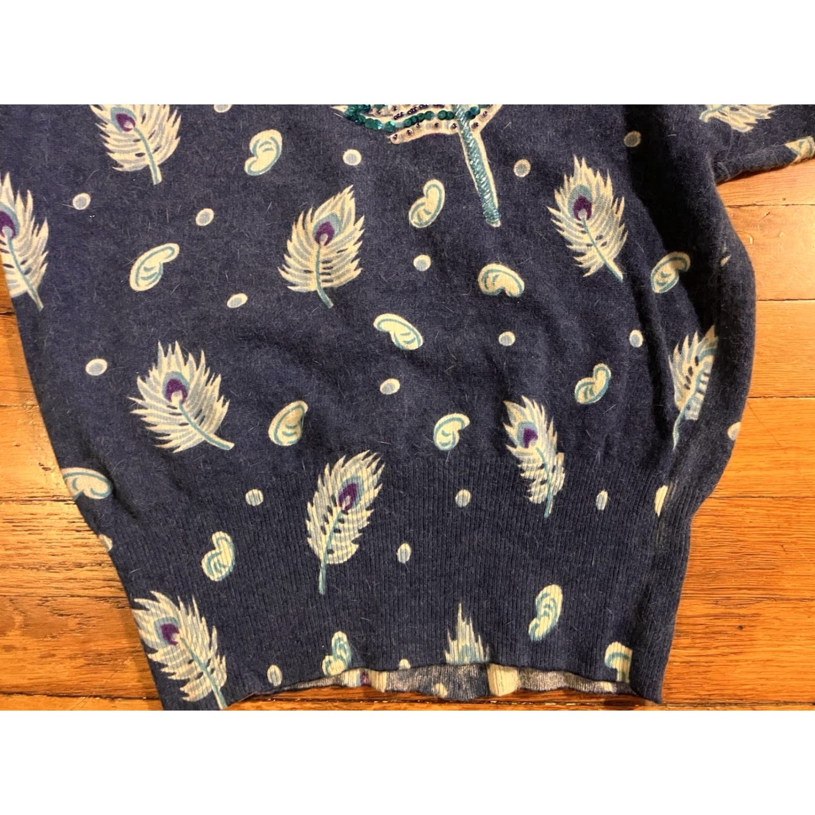 Vintage VINTAGE Suzelle Sweater Woman’s M Blue Angora Lambswool Sequin Beaded 80s Crew Neck Pullover Knit Wool Pattern Geometric Casual Party/Cocktail Size M / US 6-8 / IT 42-44 - 4 Thumbnail