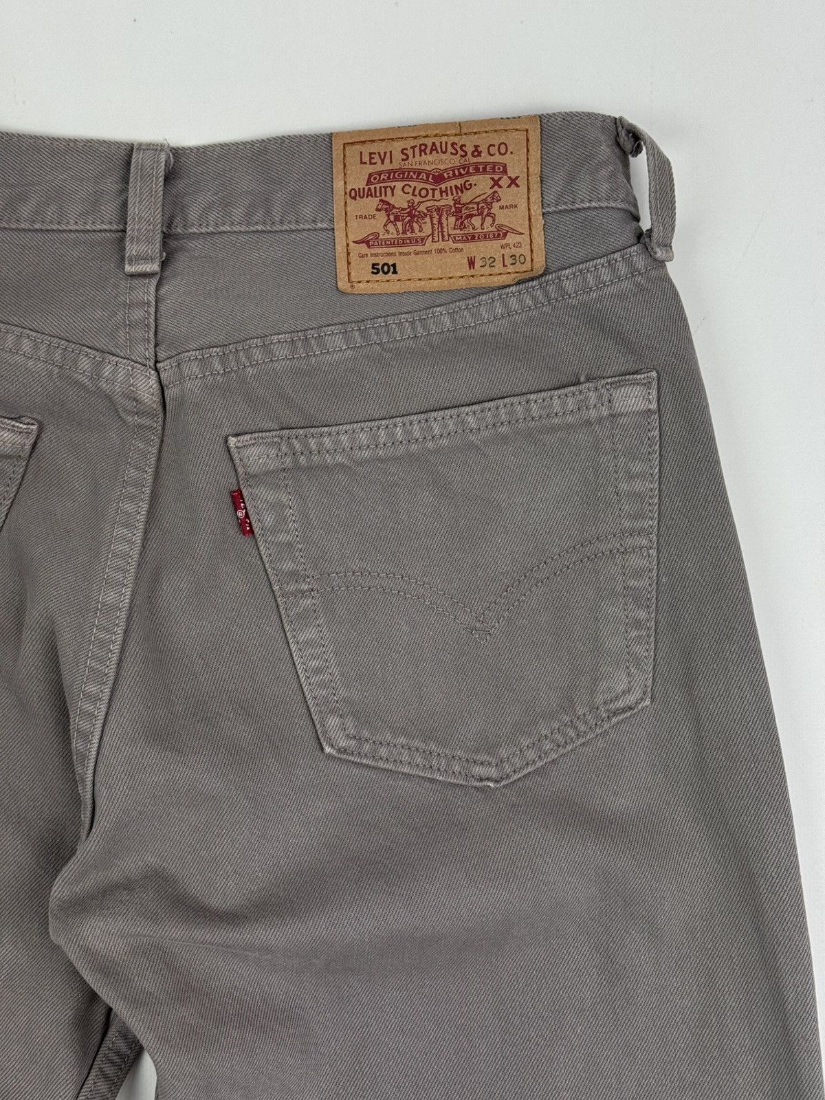 Levi's 1990’s Faded Vintage Levi’s 501 Gray Jeans Pants Size US 32 / EU 48 - 13 Thumbnail