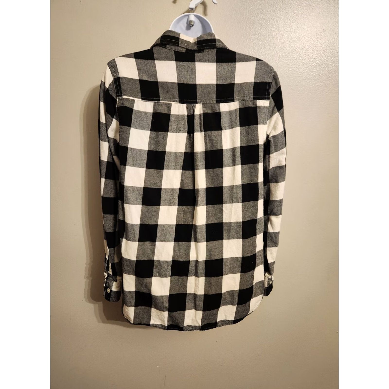 Old Navy Old Navy The Classic Shirt Plaid Flannel Button Up Top Black White Womens S Size S / US 4 / IT 40 - 6 Thumbnail