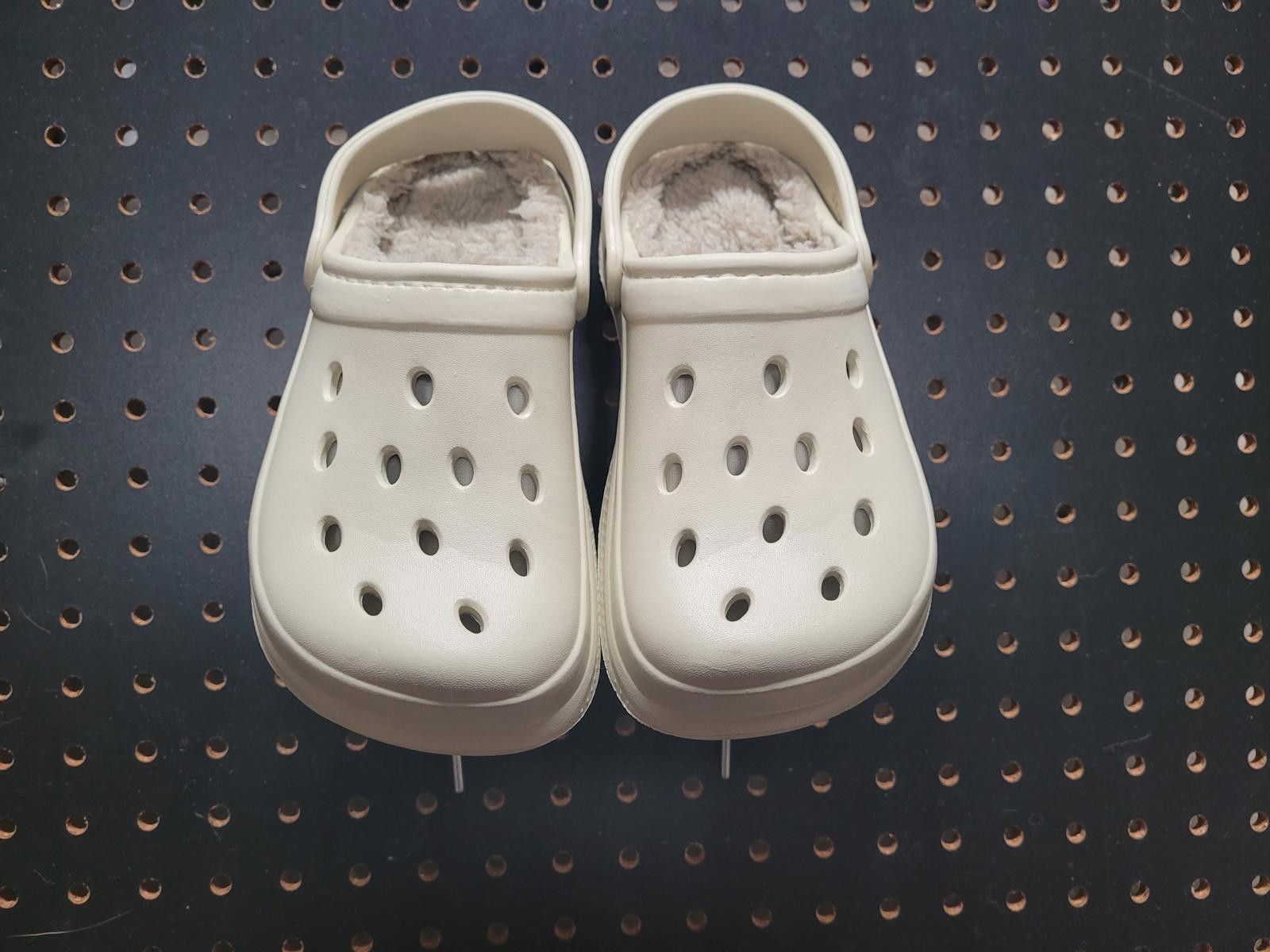 Other Kids Cozy Clog Magic: Slip into Comfort Before They're Gone! Size US 5 / EU 37 - 4 Thumbnail