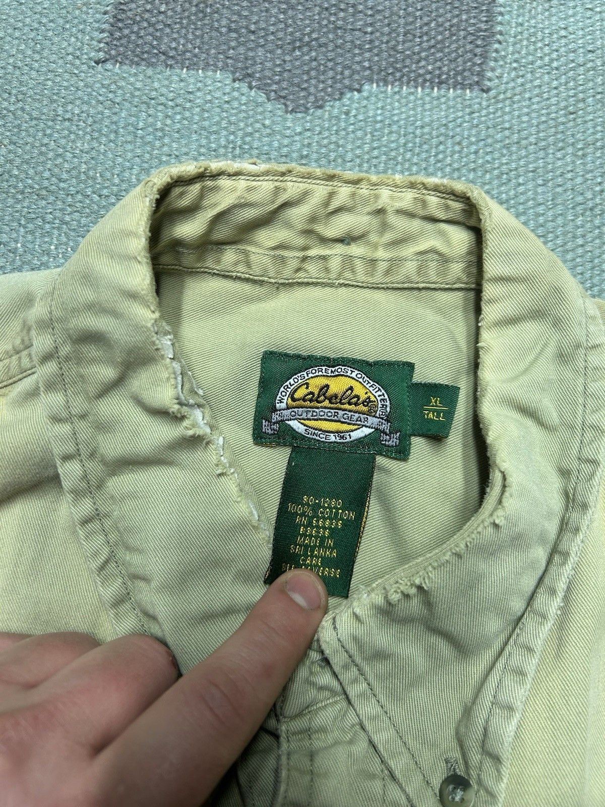 Vintage Vintage Cabelas button shirt paint distressed khaki XL tall Size US XL / EU 56 / 4 - 11 Thumbnail