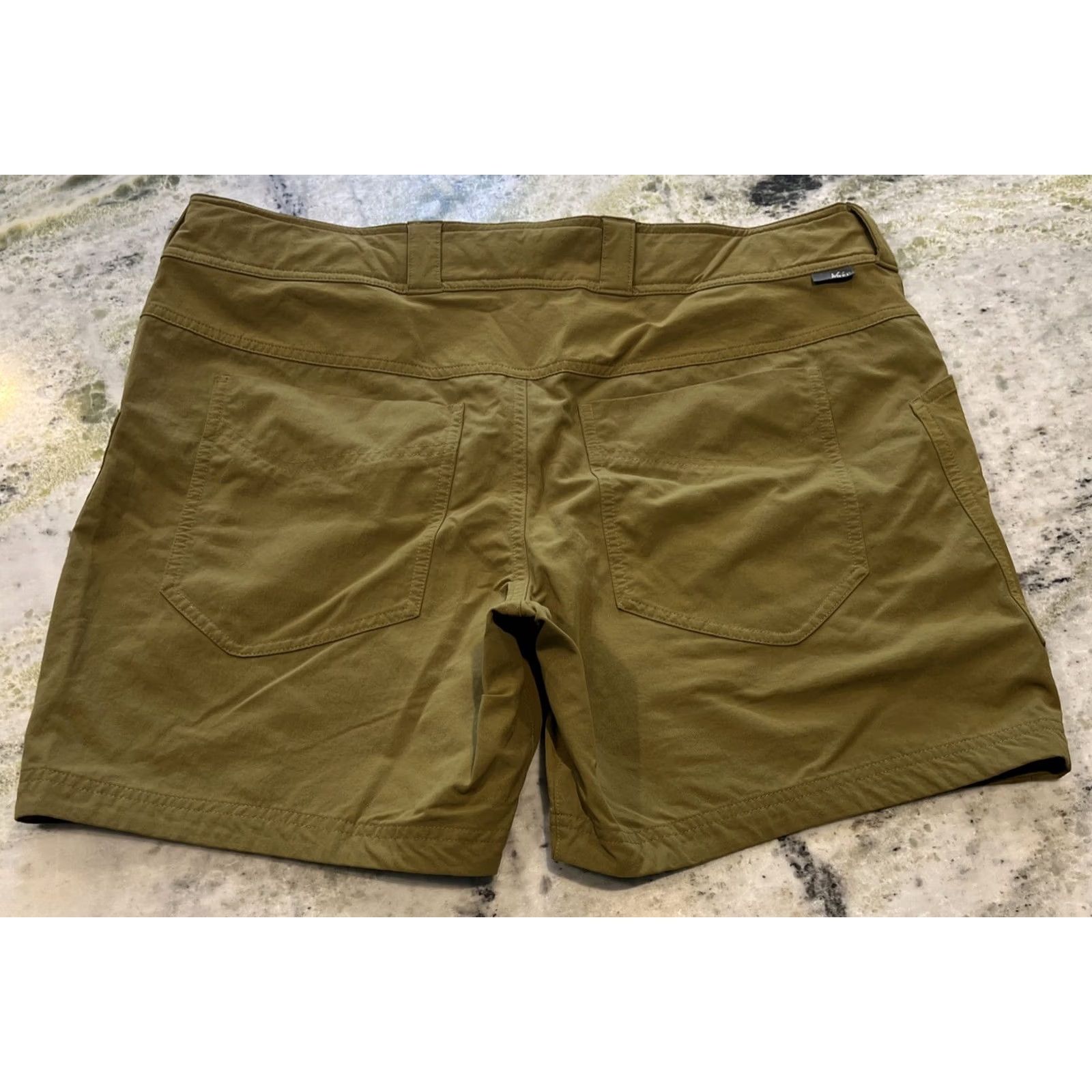 Vintage REI Shorts Women’s Size 16 Green Nylon Spandex Belt Loops 6” Inseam Outdoors Size 38" / US 16 / IT 52 - 3 Thumbnail