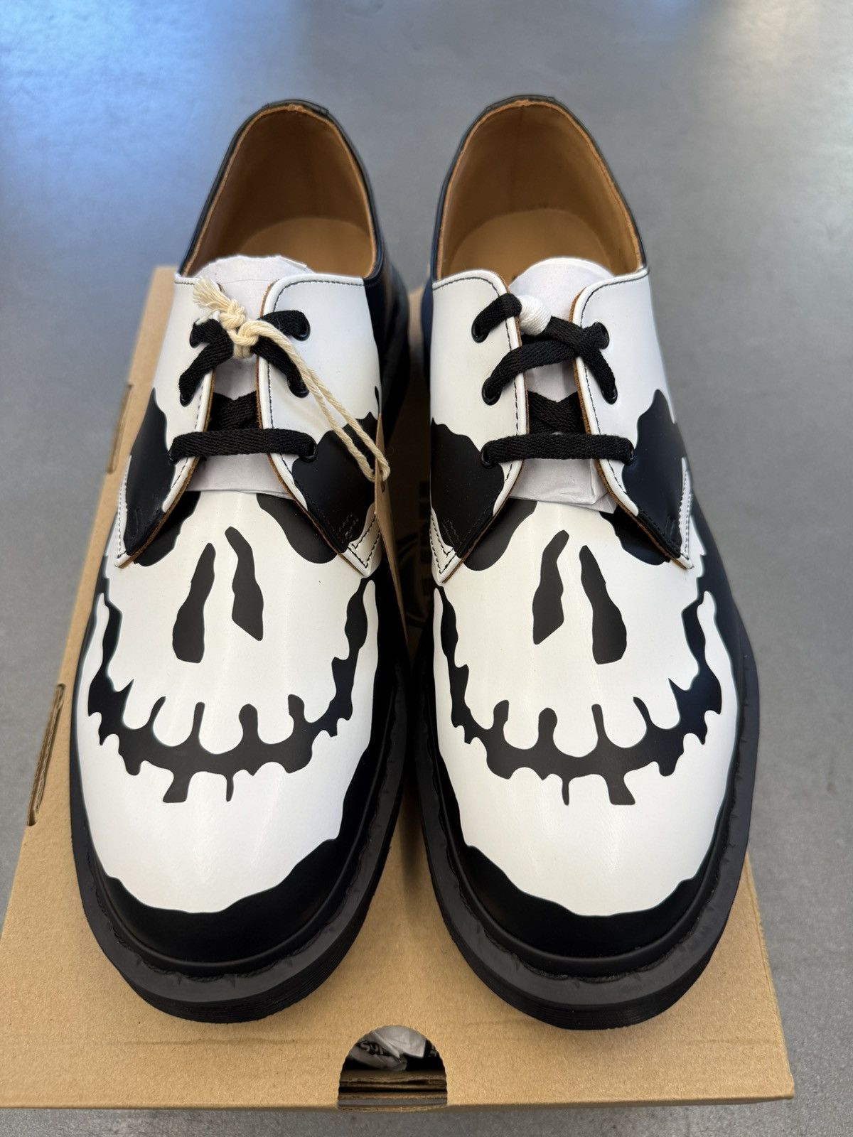 Supreme Dr. Martens 1461 3-Eye Shoes Supreme Skull Black White Size US 9 / EU 42 - 8 Thumbnail