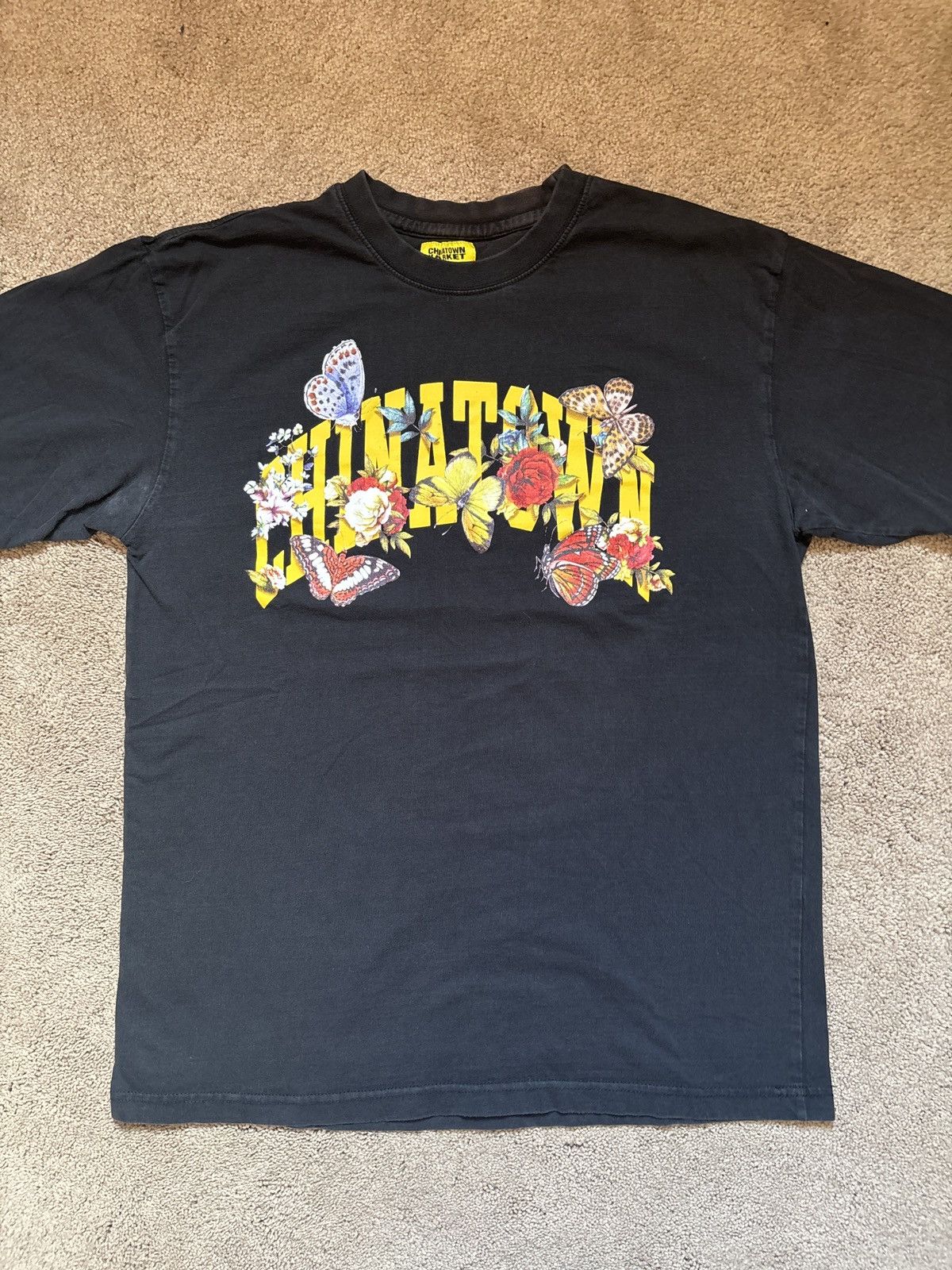 Market Chinatown Market Butterfly Floral Tee (L) Size US L / EU 52-54 / 3 - 1 Thumbnail