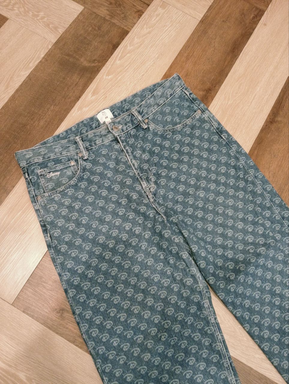 Disney DISNEY 100 X H&M MONOGRAM JEANS Size US 36 / EU 52 - 3 Thumbnail