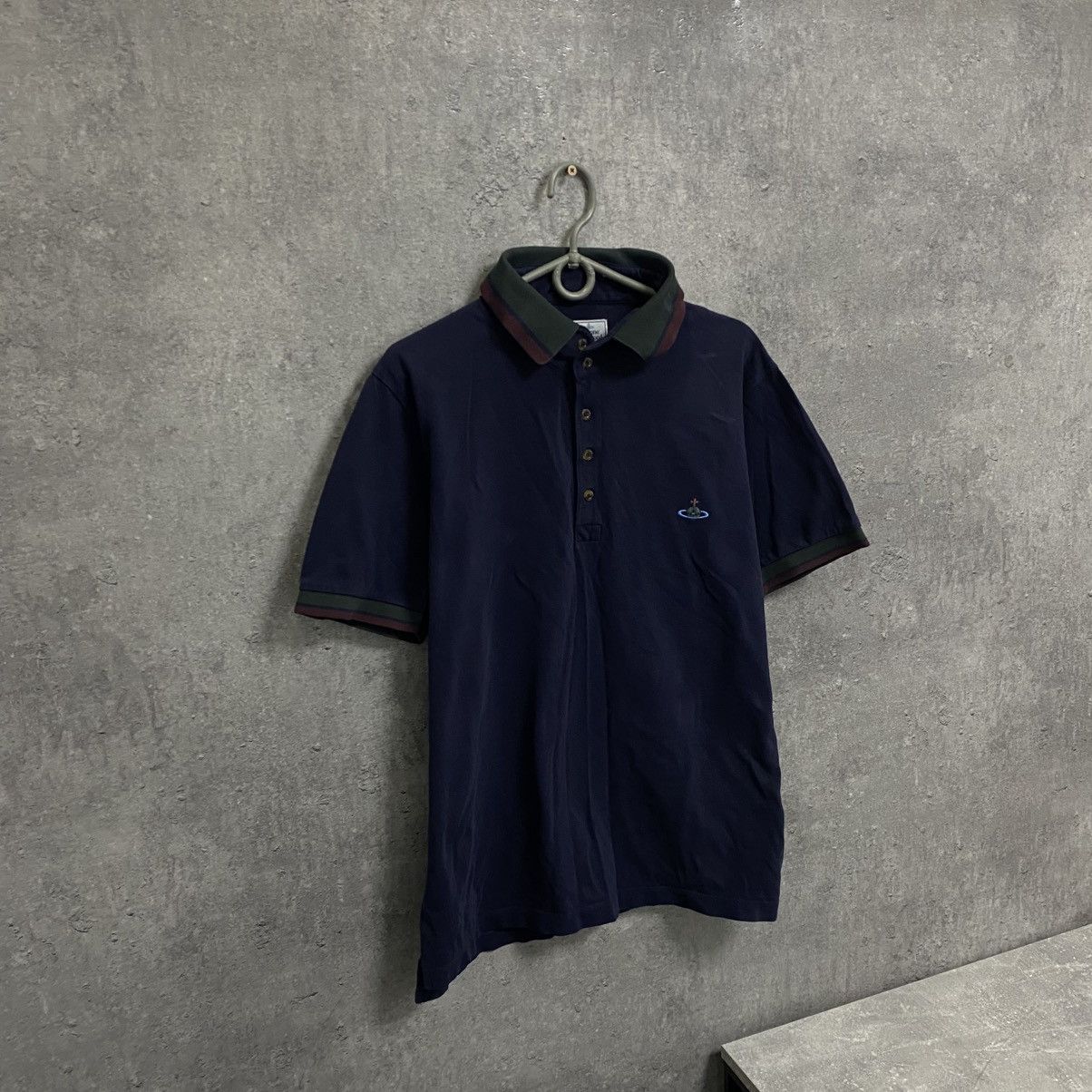 Vivienne Westwood Vivienne Westwood Polo T-Shirt Vintage Small Orb Logo Luxury Size US L / EU 52-54 / 3 - 3 Thumbnail