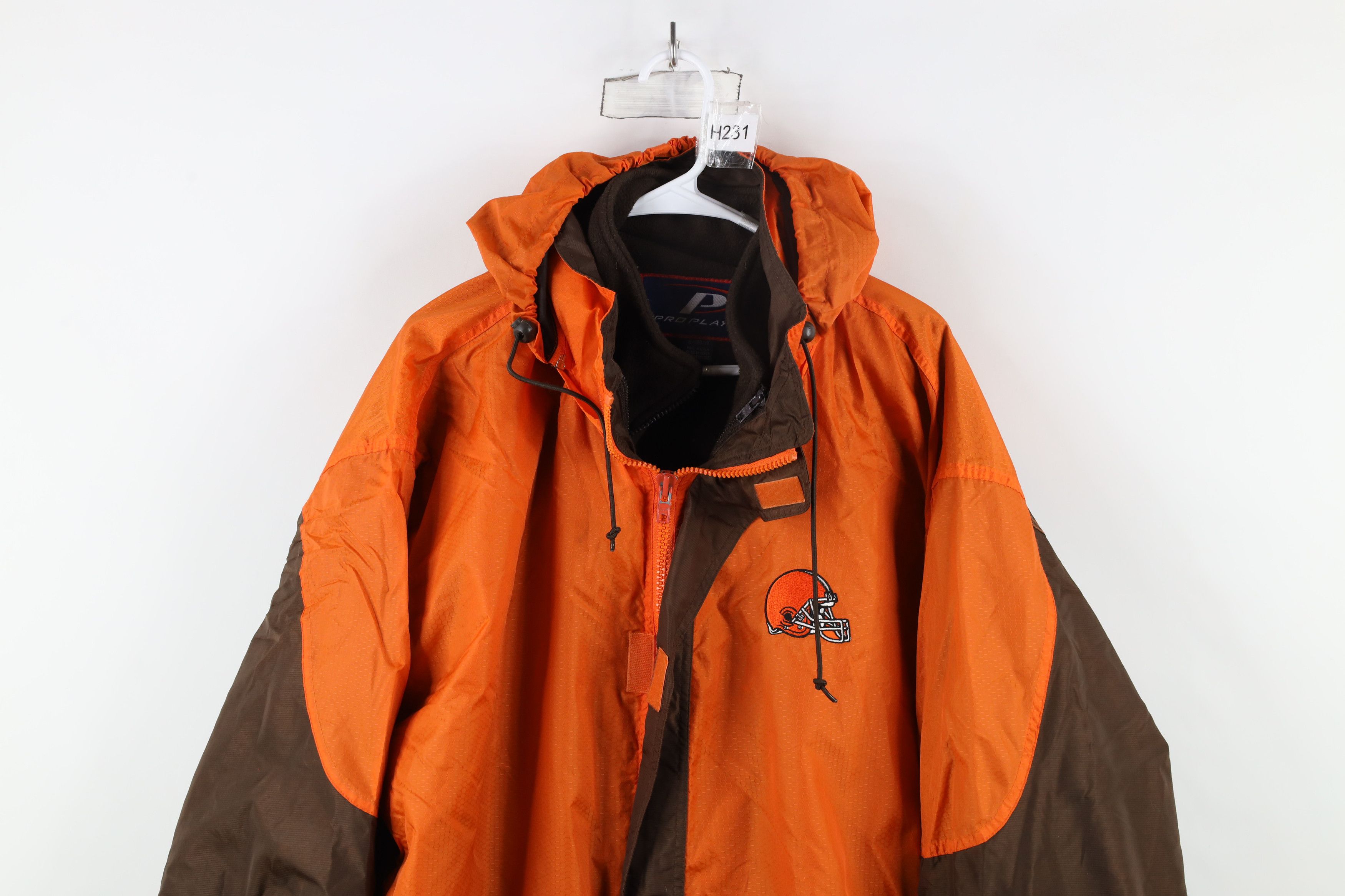Vintage Vintage 90s 2 In 1 Cleveland Browns Football Hooded Jacket Size US XL / EU 56 / 4 - 2 Thumbnail