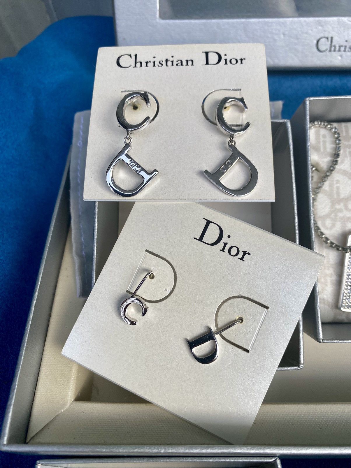 Dior 🔥WITH FREEGIFT🔥One Set Christian dior accessories Size ONE SIZE - 7 Thumbnail