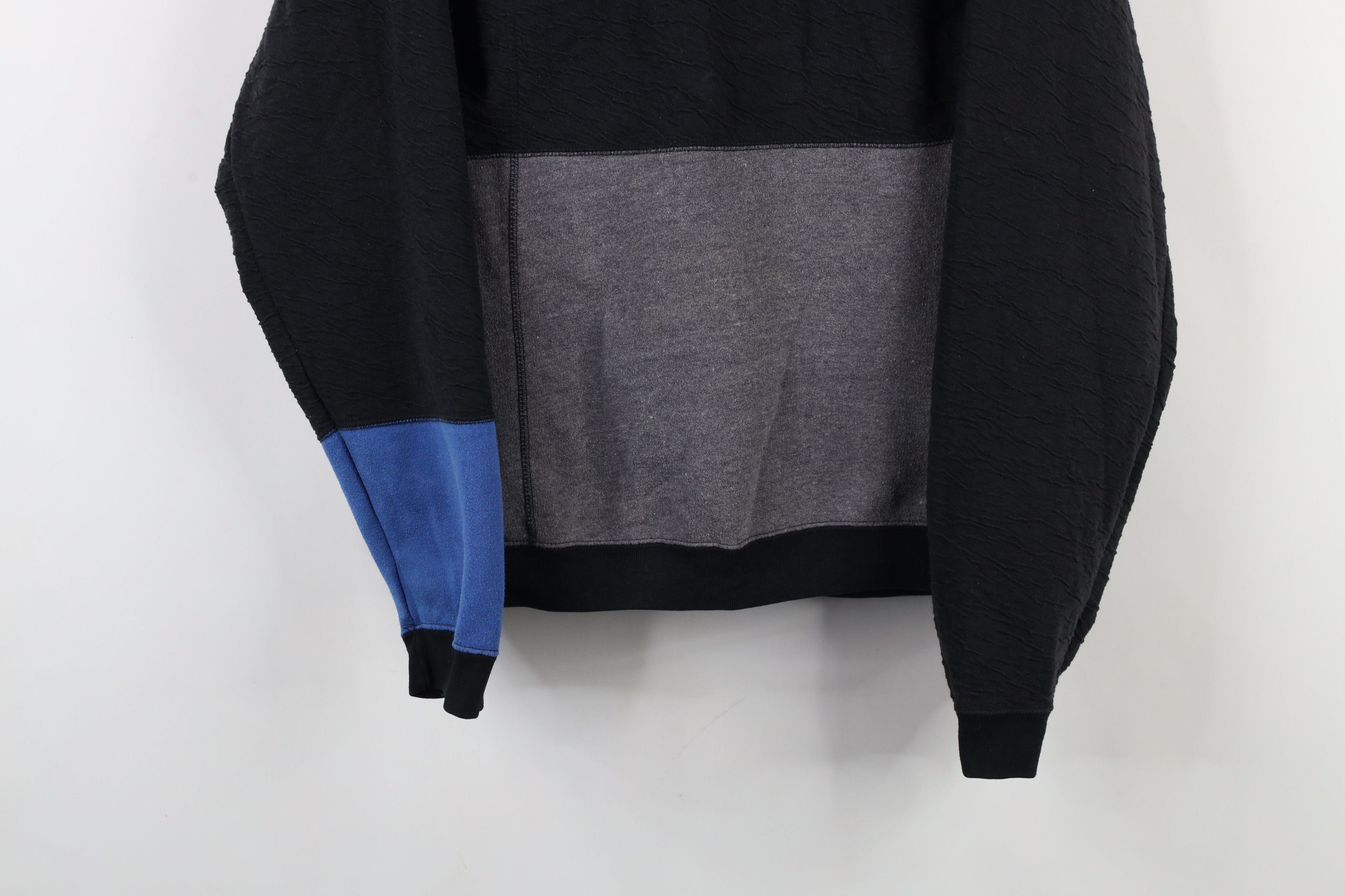 Vintage Vintage 90s Streetwear Crinkled Block Henley Sweatshirt Size US S / EU 44-46 / 1 - 3 Thumbnail