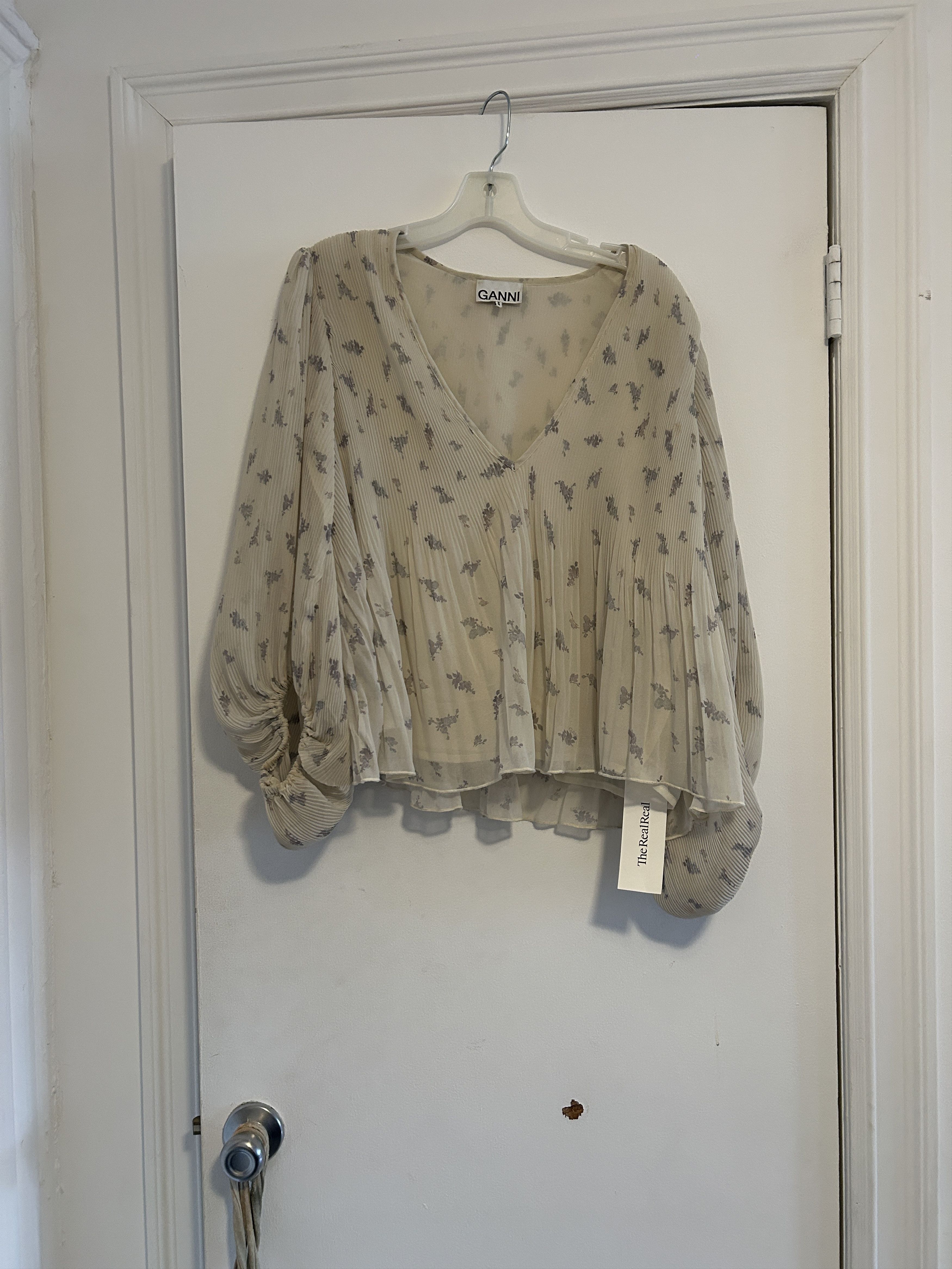 Ganni Ganni pleated floral Georgette blouse Size XS / US 0-2 / IT 36-38 - 1 Thumbnail