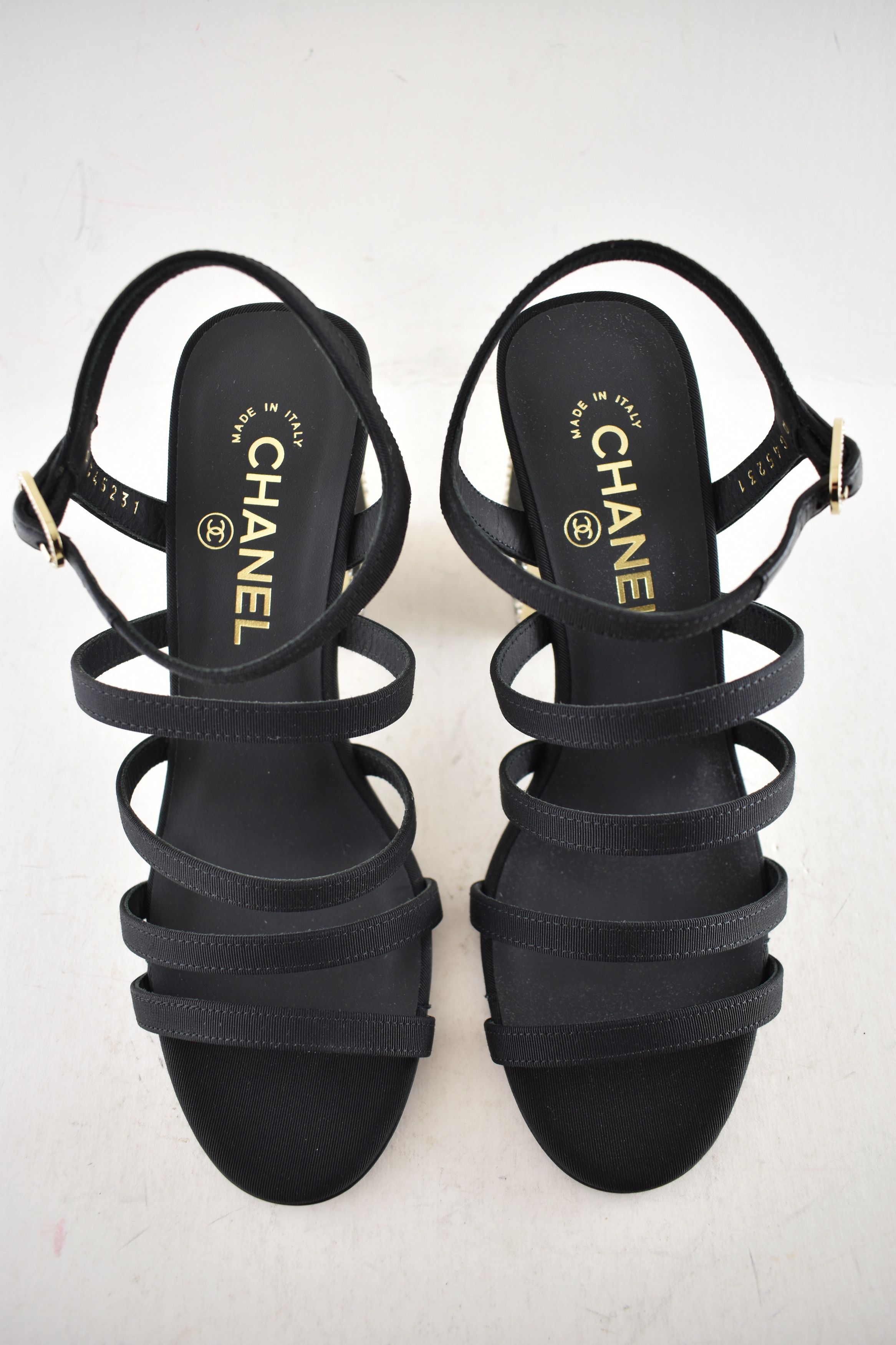 Chanel Chanel 24B Strappy Crystal CC Logo Block Heel Sandal 38 Size US 8 / IT 38 - 12 Thumbnail