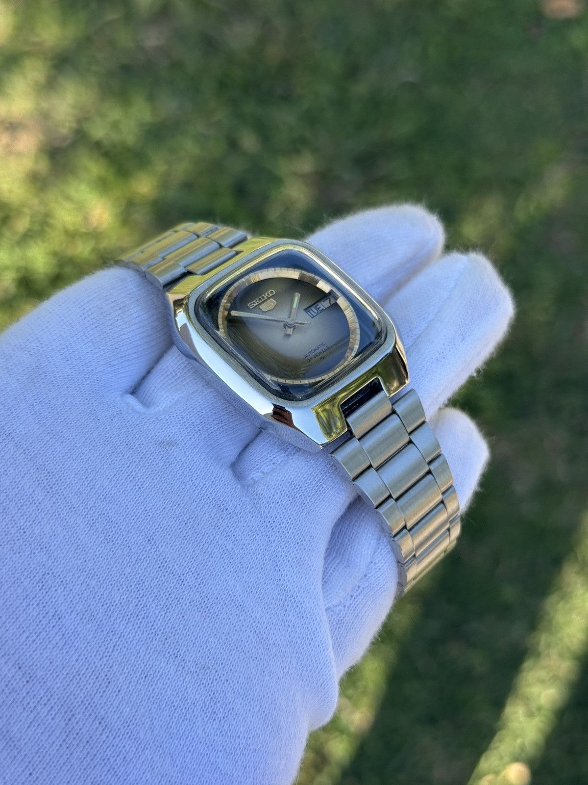 Seiko Vintage Seiko 5 Automatic Watch: smoke-grey Dial, mens watch Size 36 - 12 Thumbnail