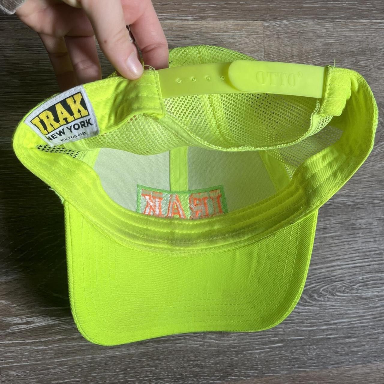 IRAK IRAK neon trucker hat Size ONE SIZE - 3 Thumbnail