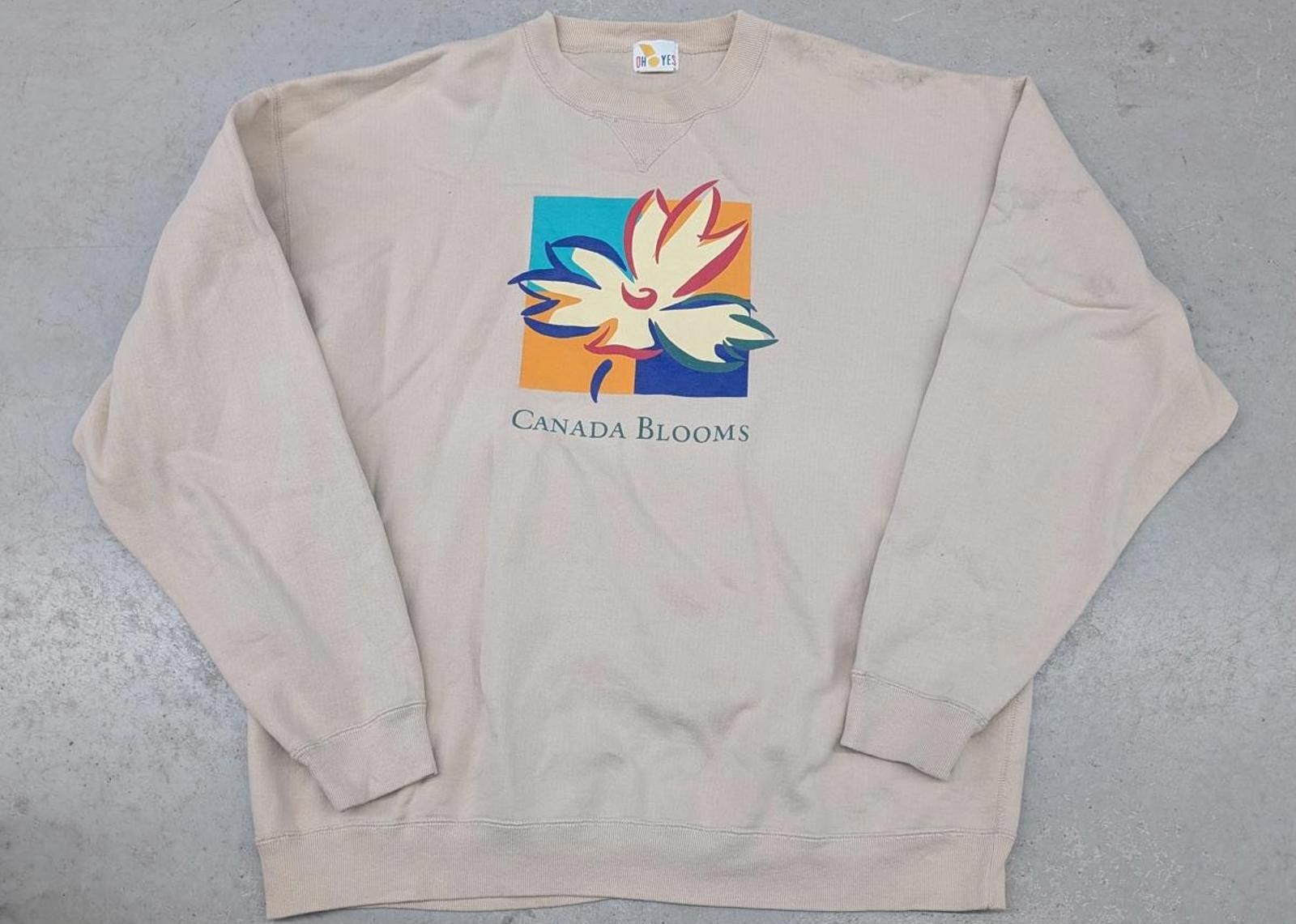 Vintage Vintage 90s Canada Blooms Beige Crew Neck Sweater Size US XL / EU 56 / 4 - 1 Thumbnail
