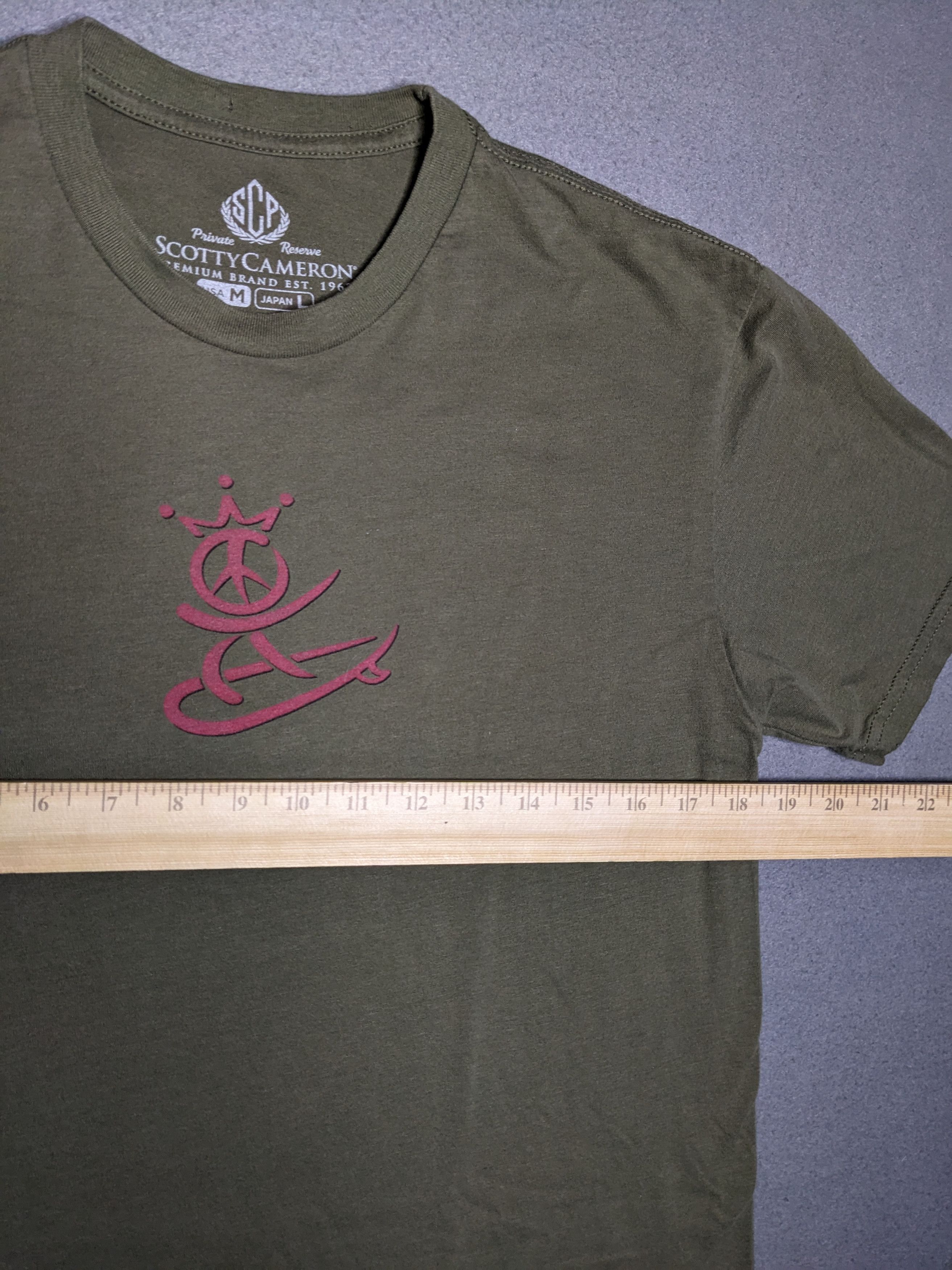 Titleist Scotty Cameron Peace Surfer Graphic T-shirt Size Medium Golf Size US M / EU 48-50 / 2 - 9 Thumbnail
