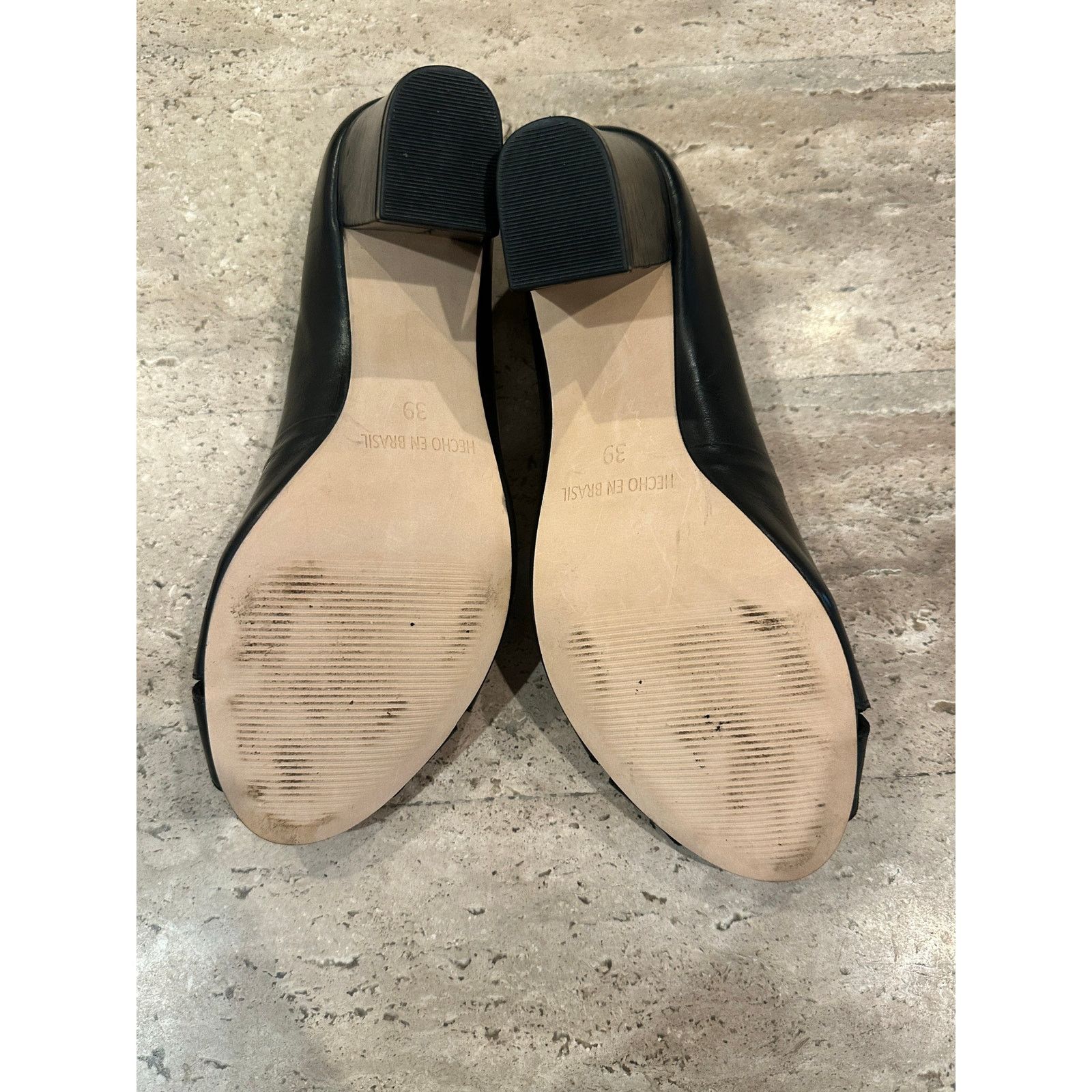 Pollini Pollini Peep Toe Block Heel Pump Black Leather size 39 / 8.5 Size US 8.5 / IT 38.5 - 7 Thumbnail