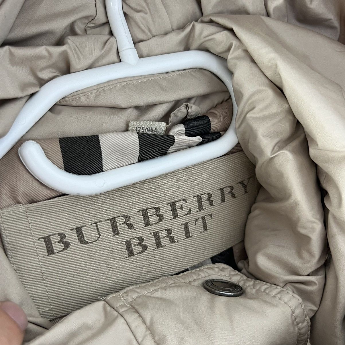 Burberry Luxury Burberry Brit Down Puffer Jacket Size L / US 10 / IT 46 - 3 Thumbnail