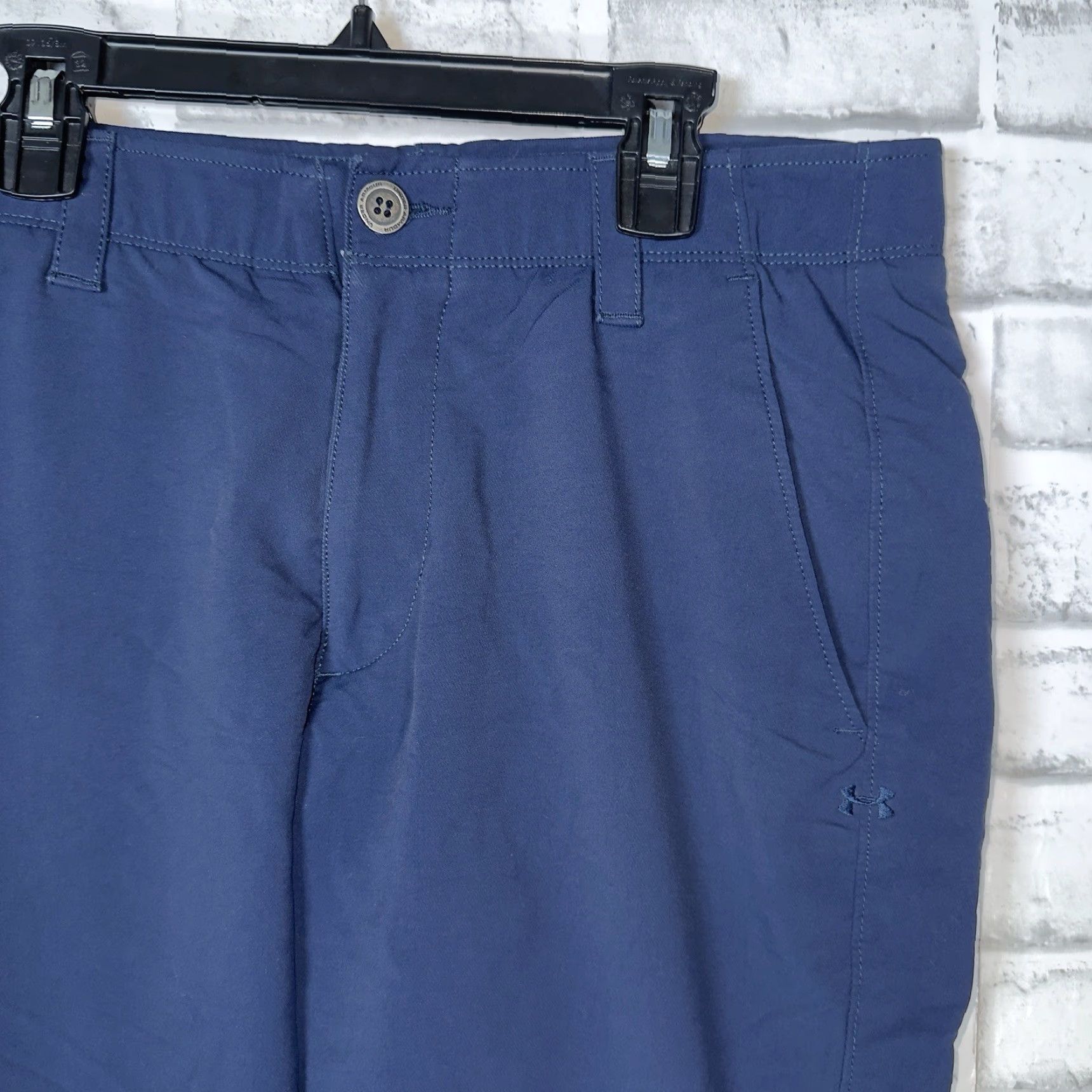 Under Armour Under Armour Pants Men 32x34 Chino Polyester Blend Blue Size 32 Regular Mens Size US 32 / EU 48 - 2 Thumbnail