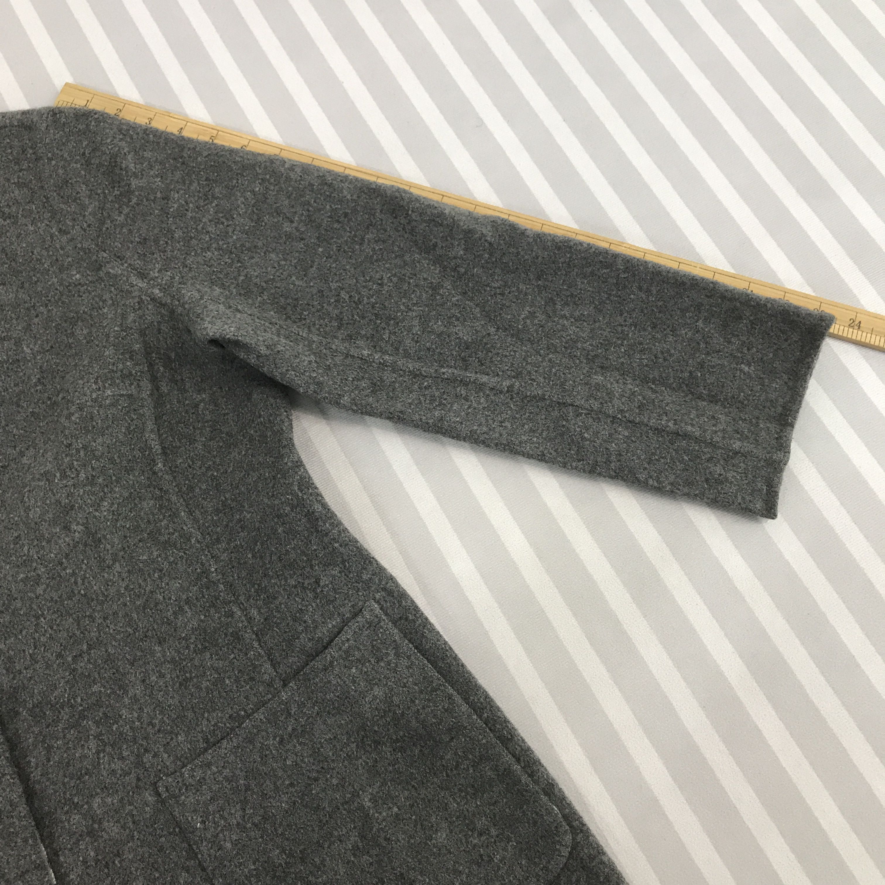 Burberry × Vintage Vintage Burberry London Wool Button up coat Jacket Size US L / EU 52-54 / 3 - 6 Thumbnail
